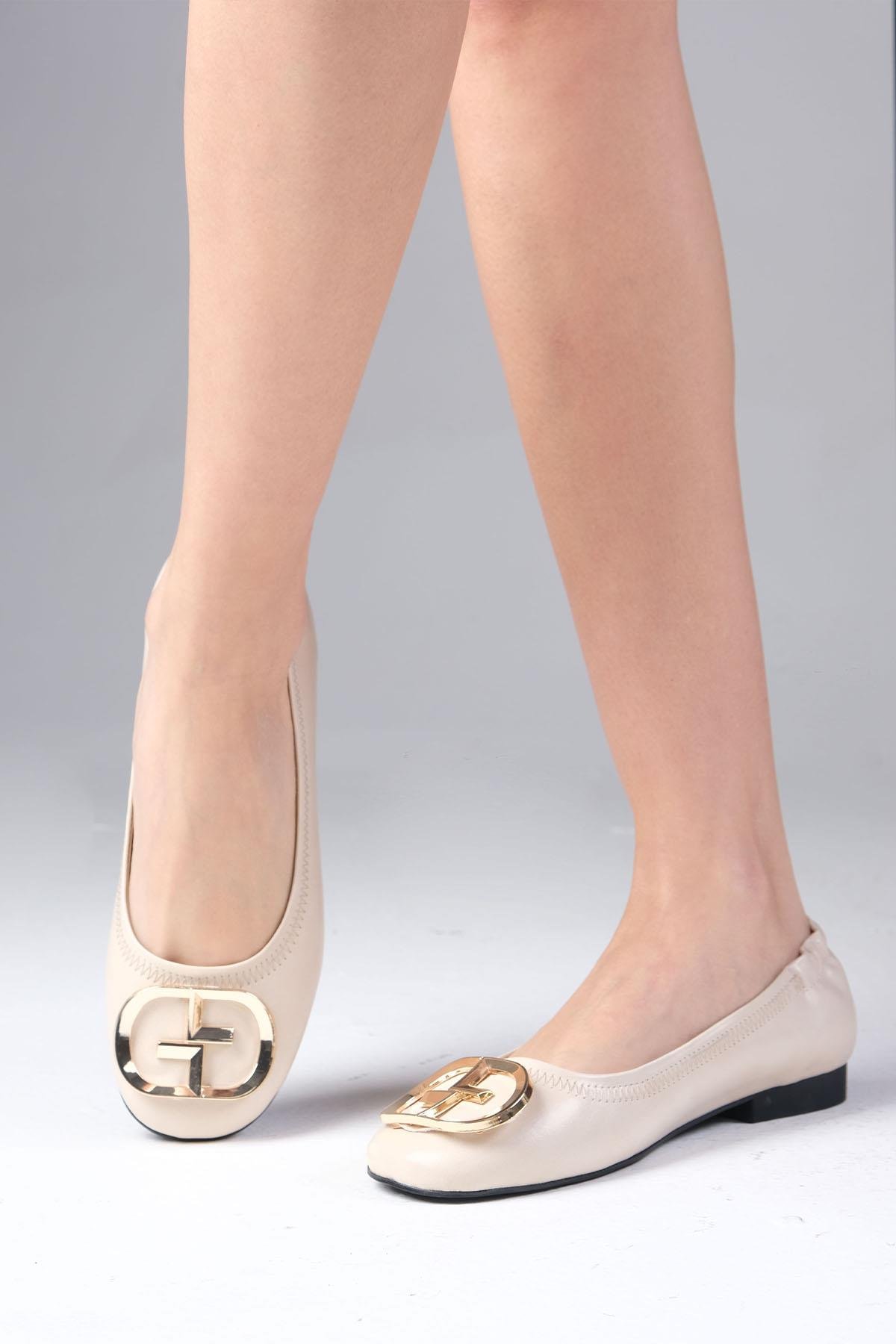 Mio Gusto Penny Ten Renk Metal Tokalı Kadın Babet Ayakkabı Modelleri