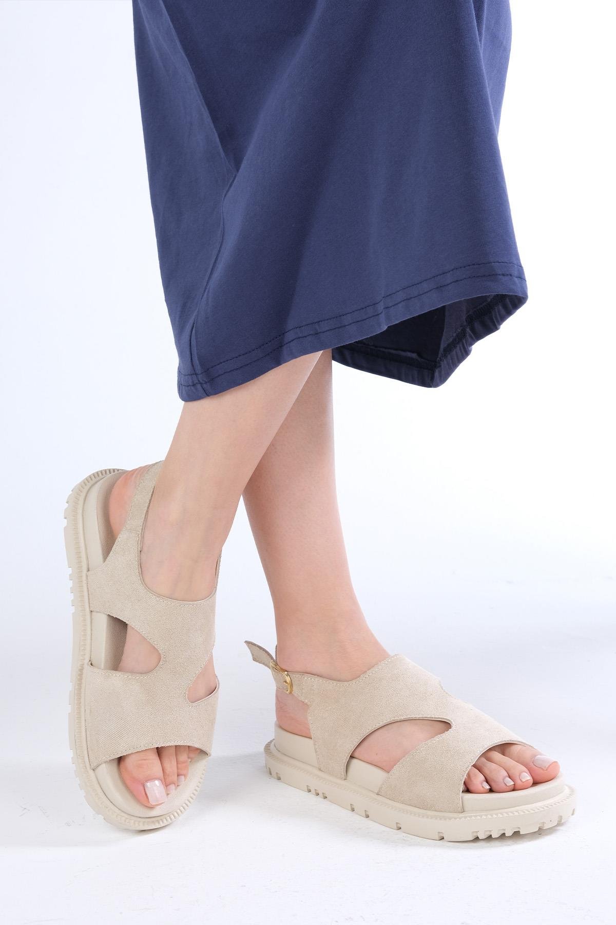 Mio Gusto Reina Bej Renk Asimetrik Kesimli Kadın Sandalet Modelleri