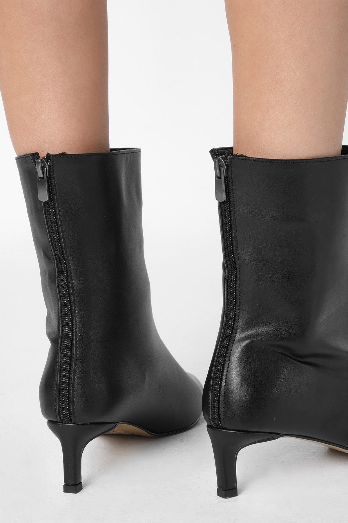 Mio Gusto Kahverengi Kadın İnce Topuklu Bot | Şık ve Rahat Bot Modelleri