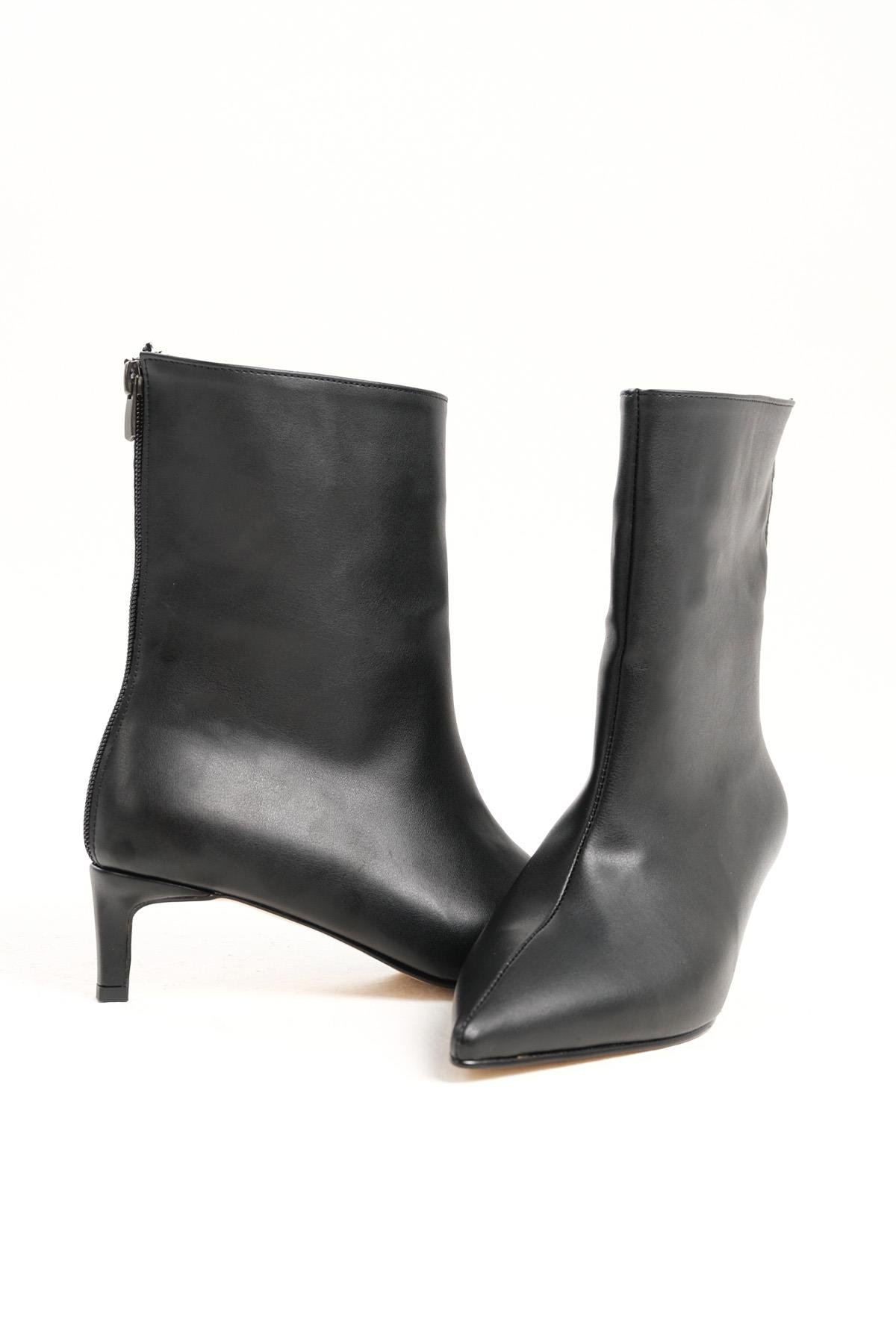 Mio Gusto Kahverengi Kadın İnce Topuklu Bot | Şık ve Rahat Bot Modelleri