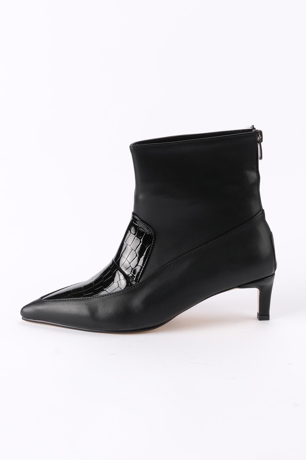 Mio Gusto Siyah Renk Fermuarlı Topuklu Bot