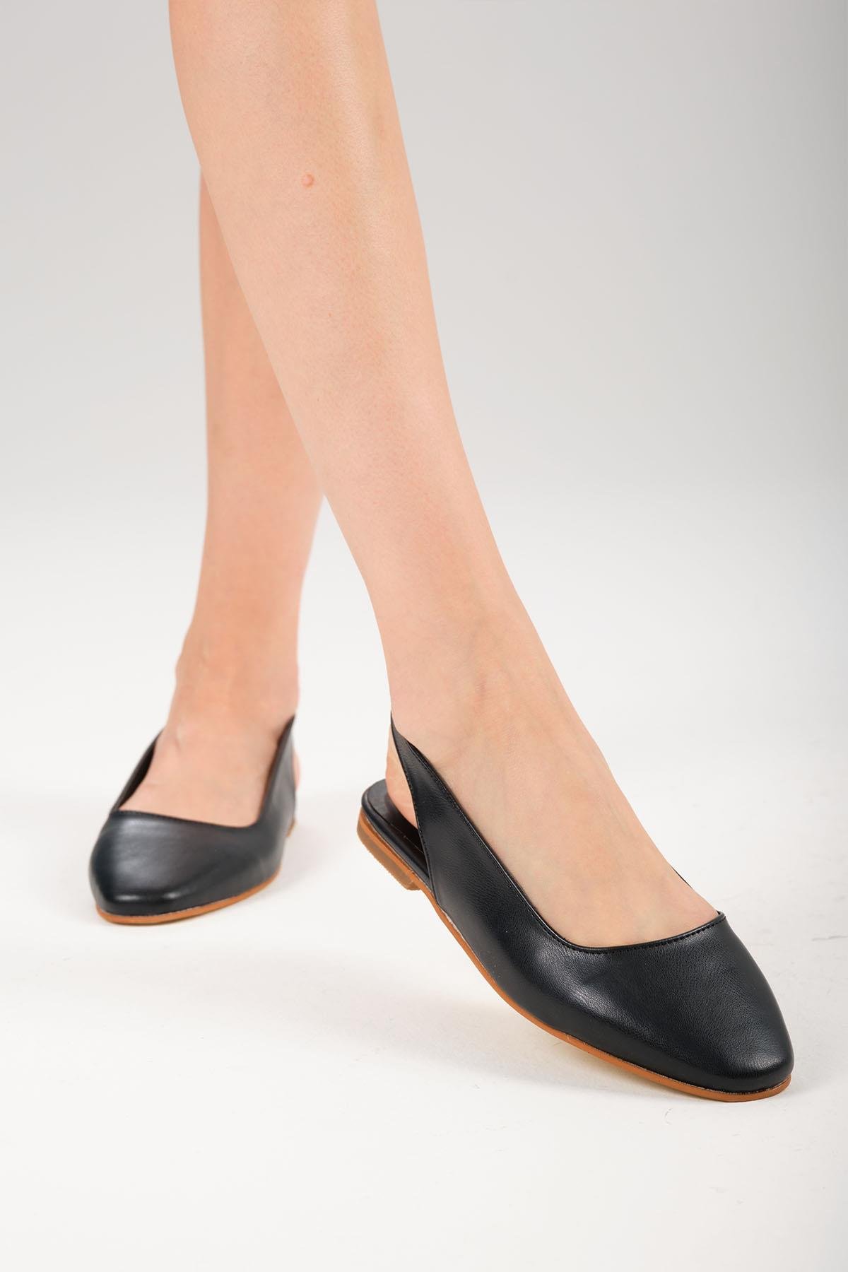 Mio Gusto Gümüş Renk Küt Burun Babet