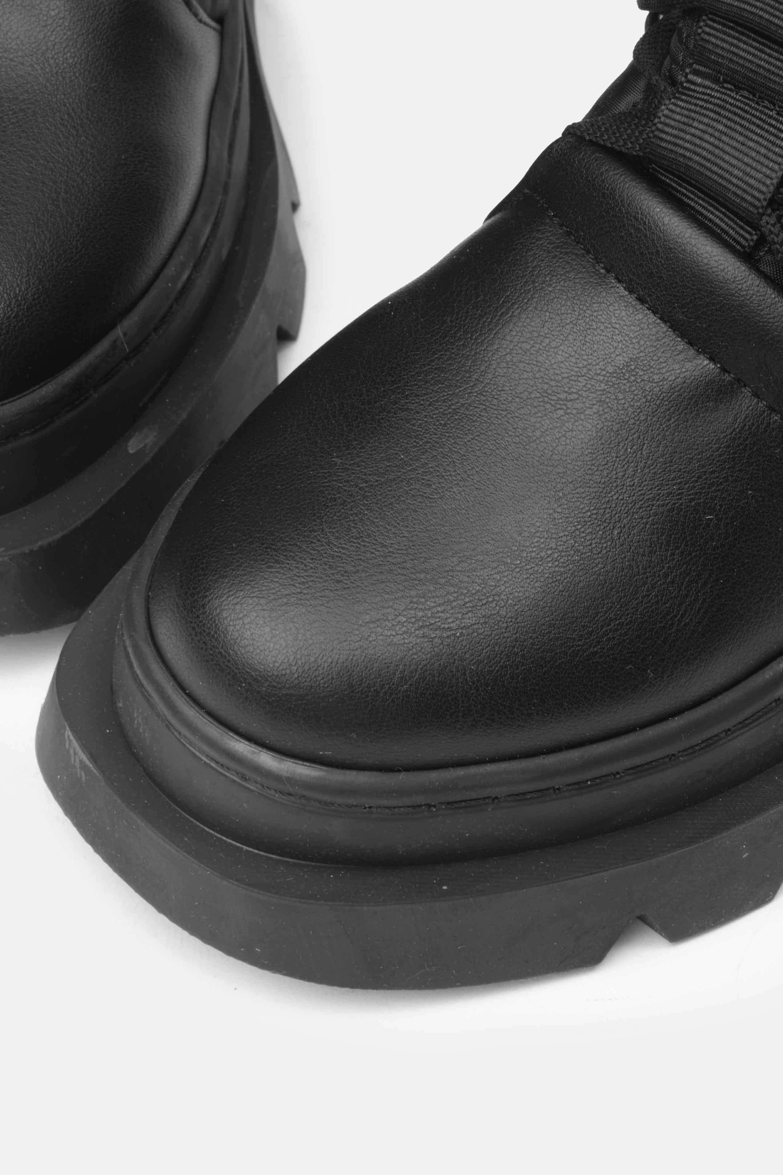 Mio Gusto Taba Renk Kalın Tabanlı Bot