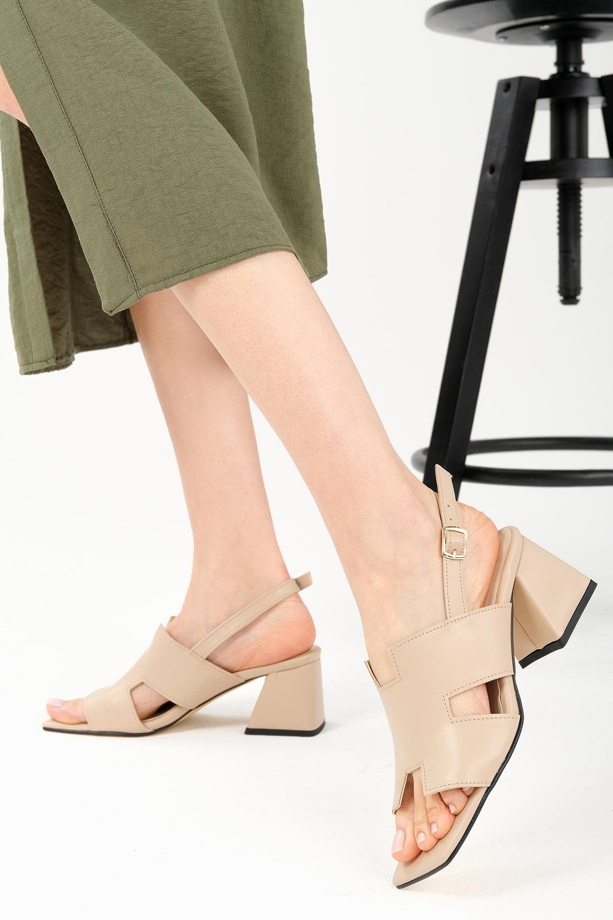 Mio Gusto Verena Ten Renk  Topuklu Kadın Sandalet Modelleri