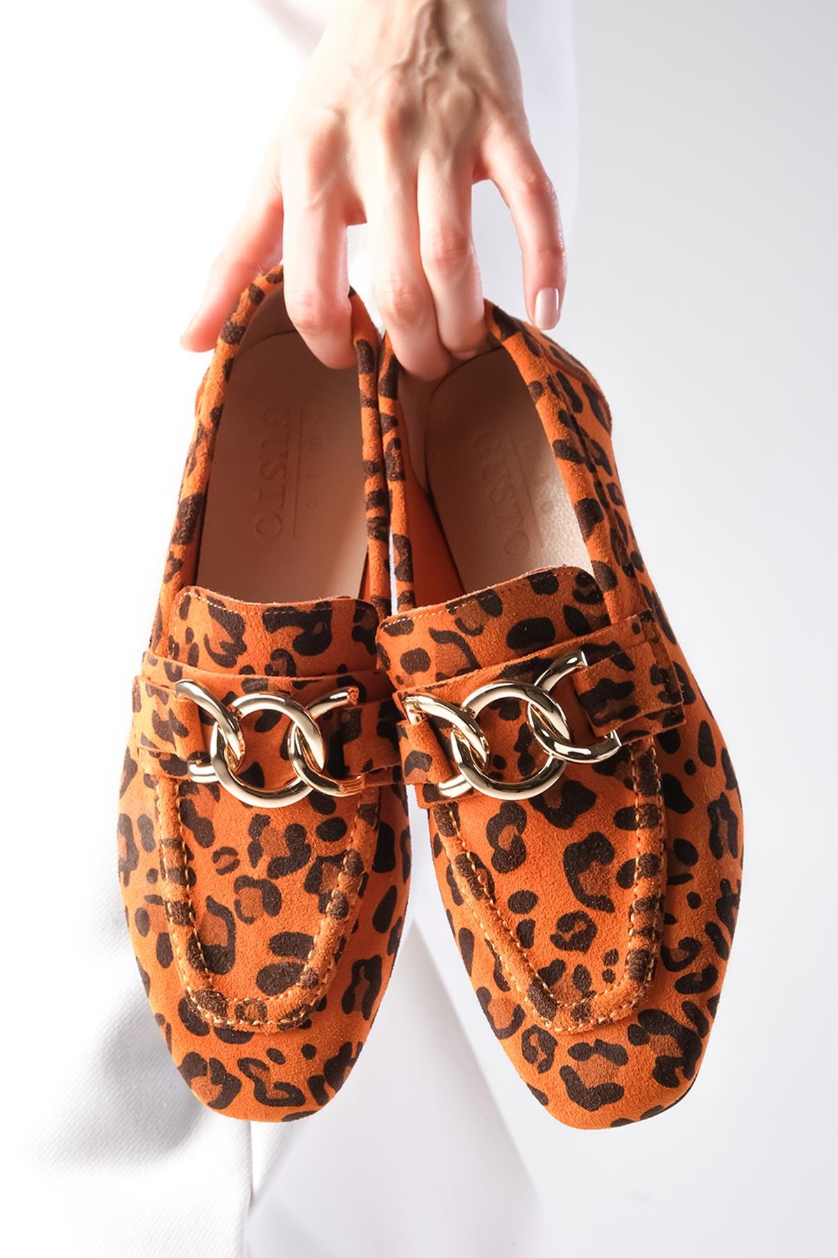 Myrcella Hakiki Süet Turuncu Renk Leopar Desenli Loafer-DÜZ AYAKKABI-Mio Gusto-01544LOS
