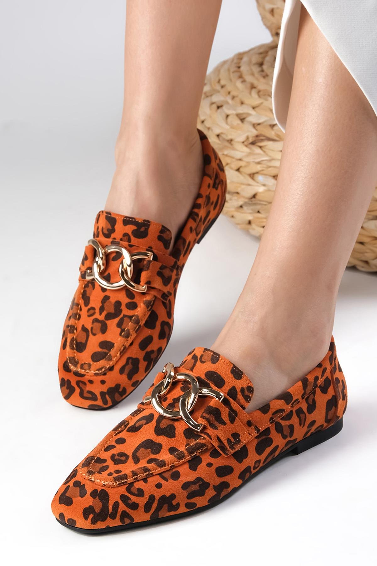 Myrcella Hakiki Süet Turuncu Renk Leopar Desenli Loafer-DÜZ AYAKKABI-Mio Gusto-01544LOS