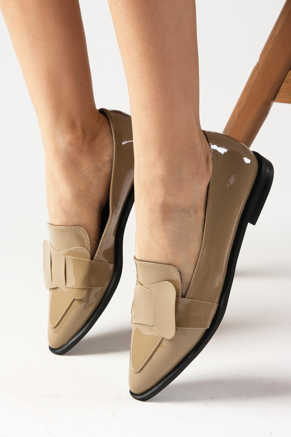 Nora Vizon Renk Rugan Loafer Ayakkabı-DÜZ AYAKKABI-Mio Gusto-01385MIR