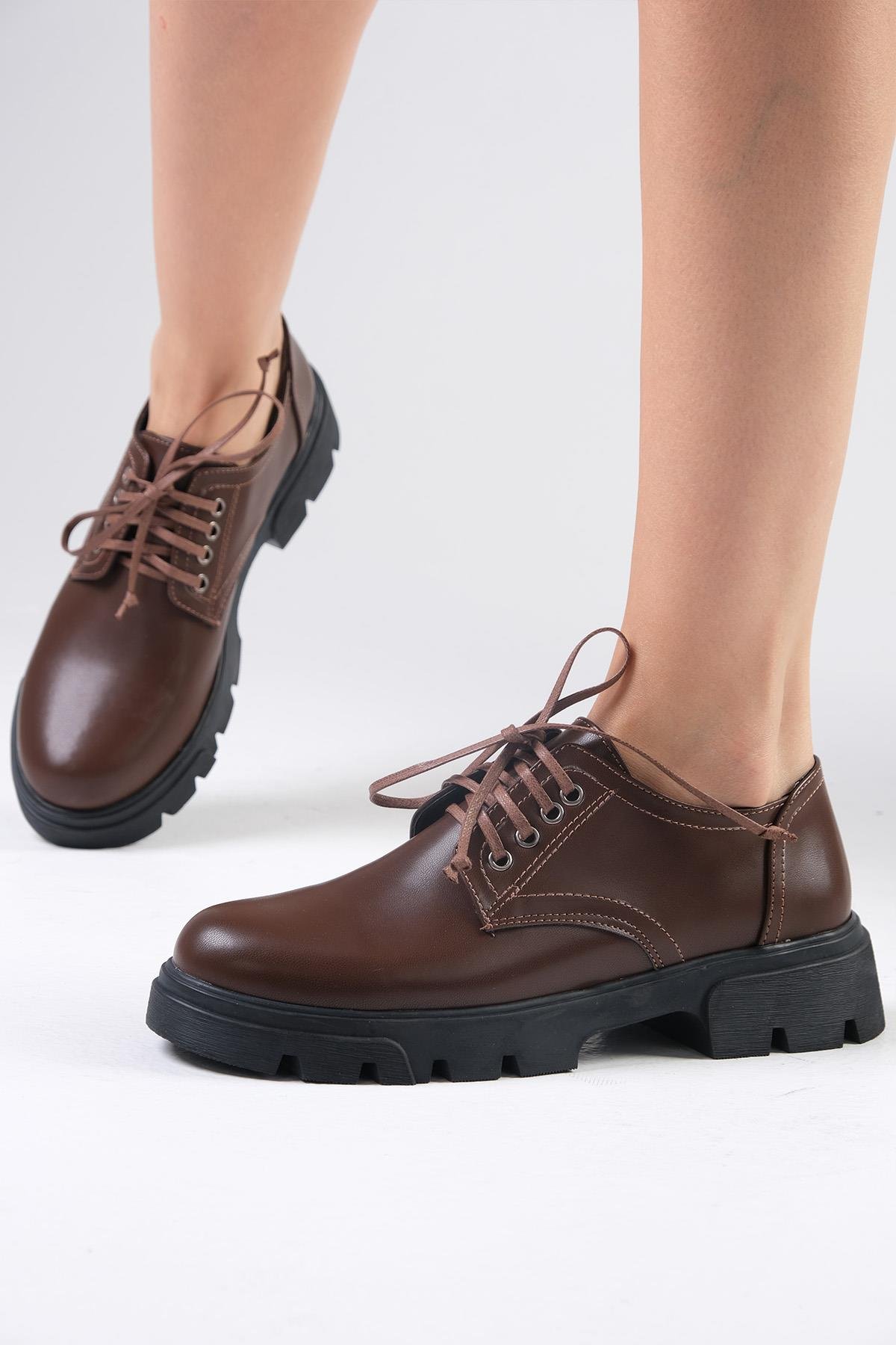 Olivia Kahverengi Kalın Tabanlı Oxford Ayakkabı-DÜZ AYAKKABI-Mio Gusto-01510BRC