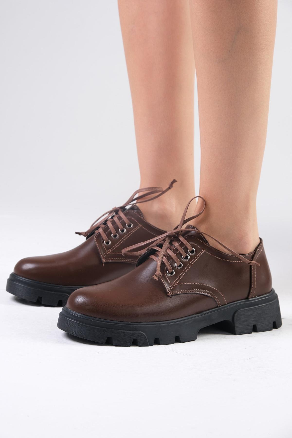 Olivia Kahverengi Kalın Tabanlı Oxford Ayakkabı-DÜZ AYAKKABI-Mio Gusto-01510BRC