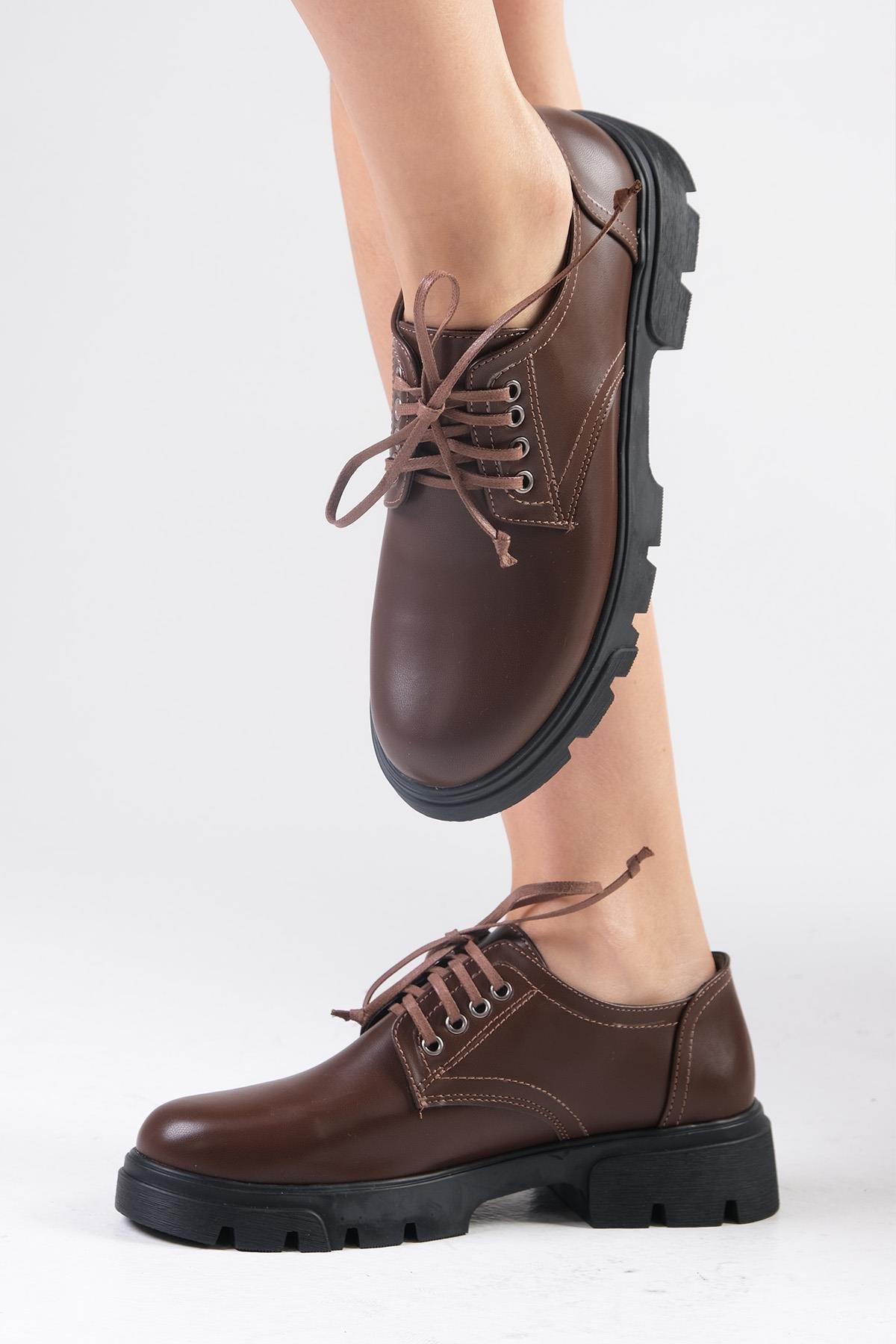 Olivia Kahverengi Kalın Tabanlı Oxford Ayakkabı-DÜZ AYAKKABI-Mio Gusto-01510BRC