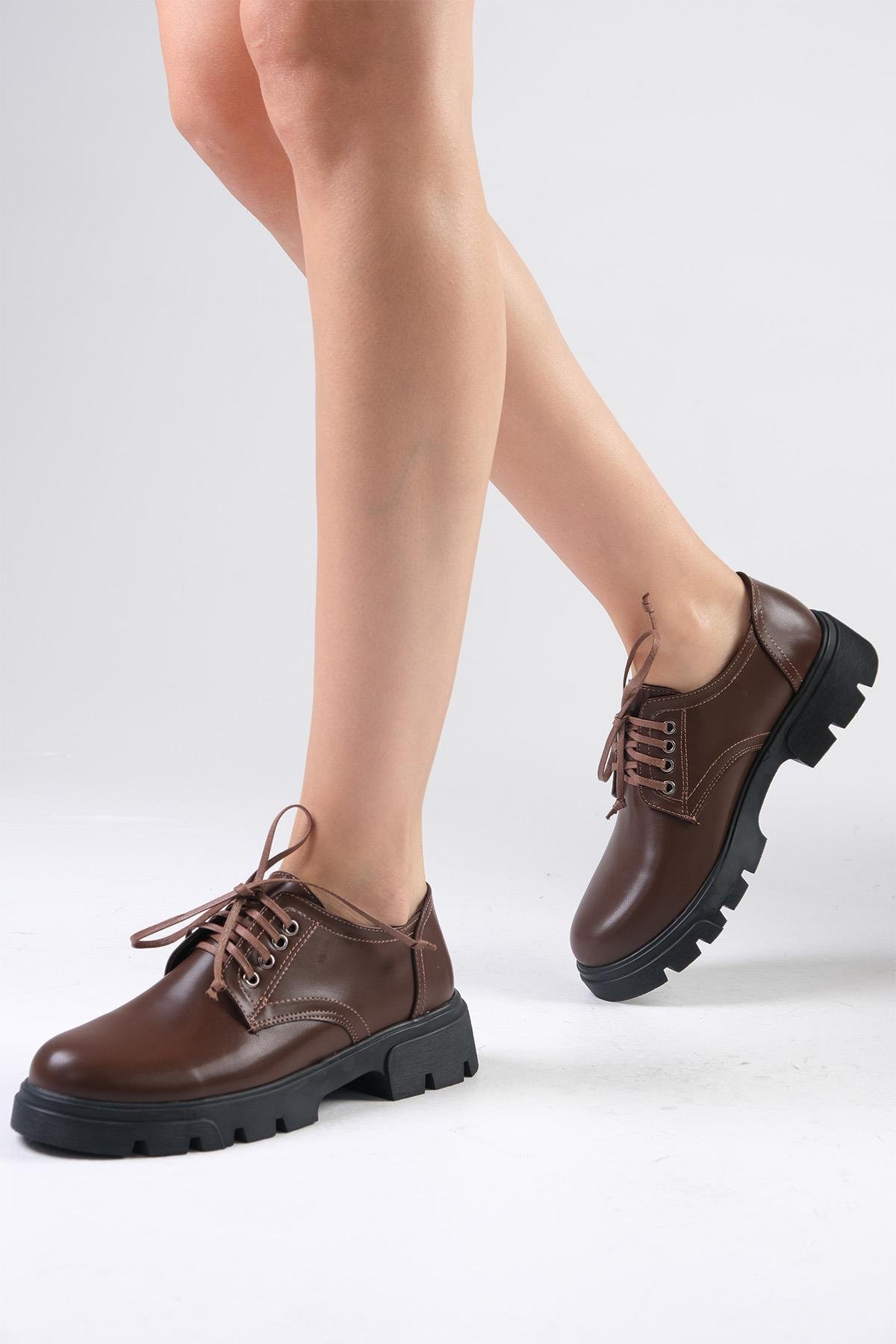 Olivia Kahverengi Kalın Tabanlı Oxford Ayakkabı-DÜZ AYAKKABI-Mio Gusto-01510BRC