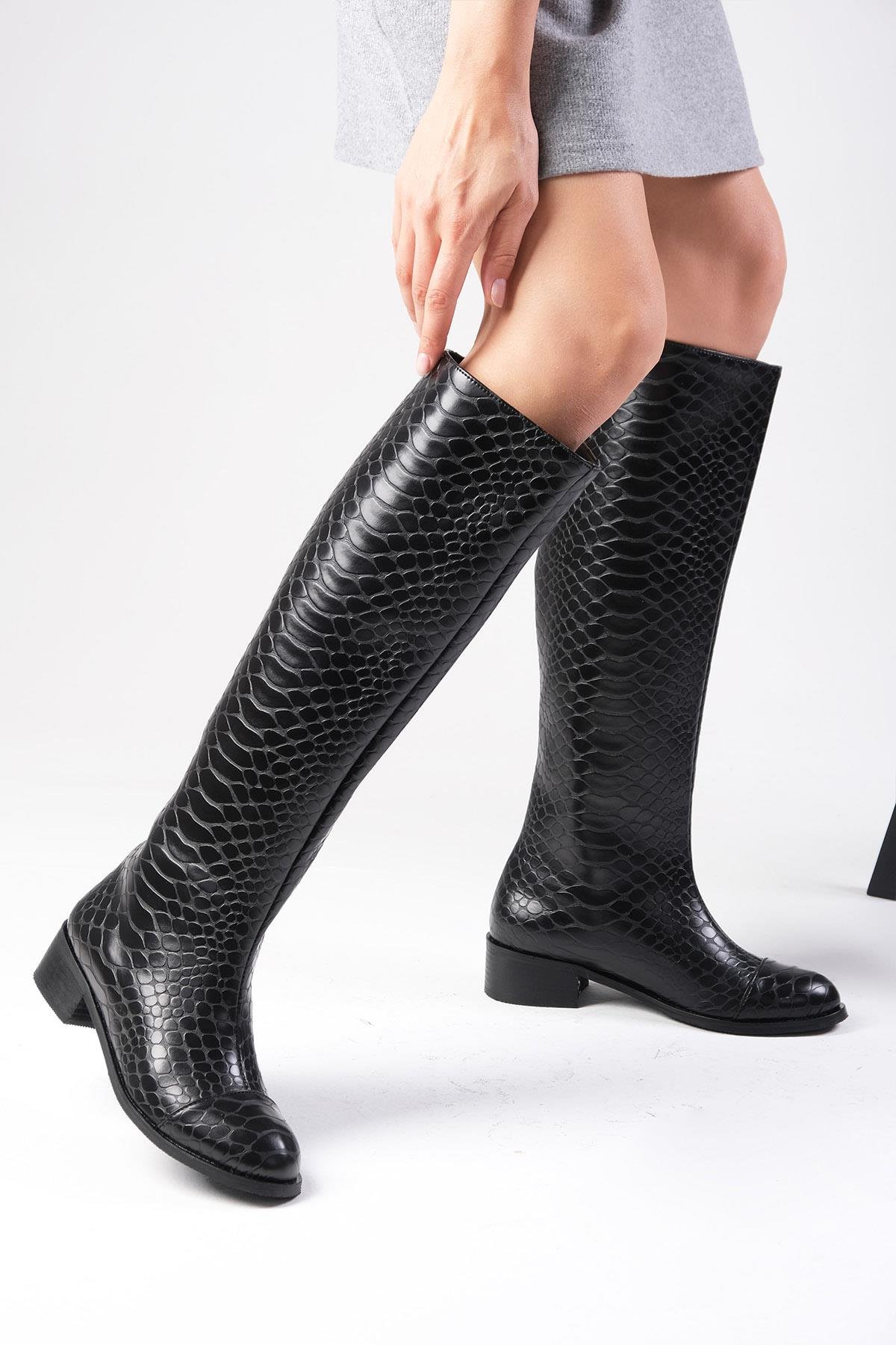 Parley Siyah Renk Krokodil Baskılı Çizme-ÇİZME-Mio Gusto-02030BLY