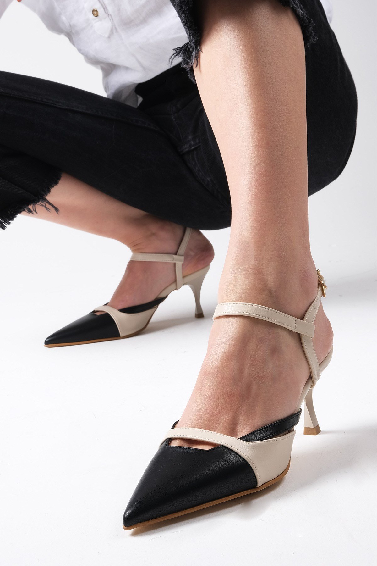 Patsy Siyah Renk Topuklu Ayakkabı-Yüksek Topuklu-Mio Gusto-01443BLC