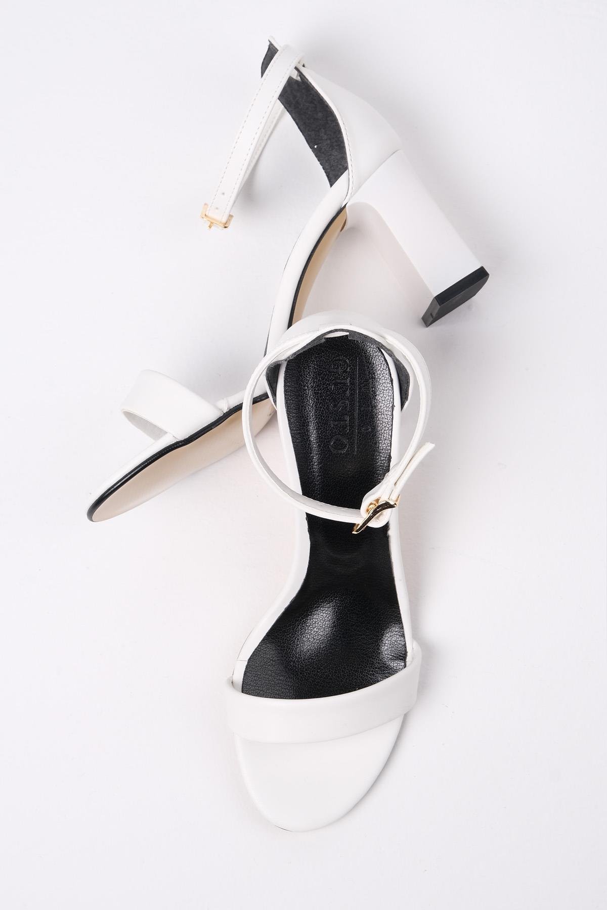 Paulina Beyaz Renk Topuklu Sandalet-SANDALET-Mio Gusto-01469WHC