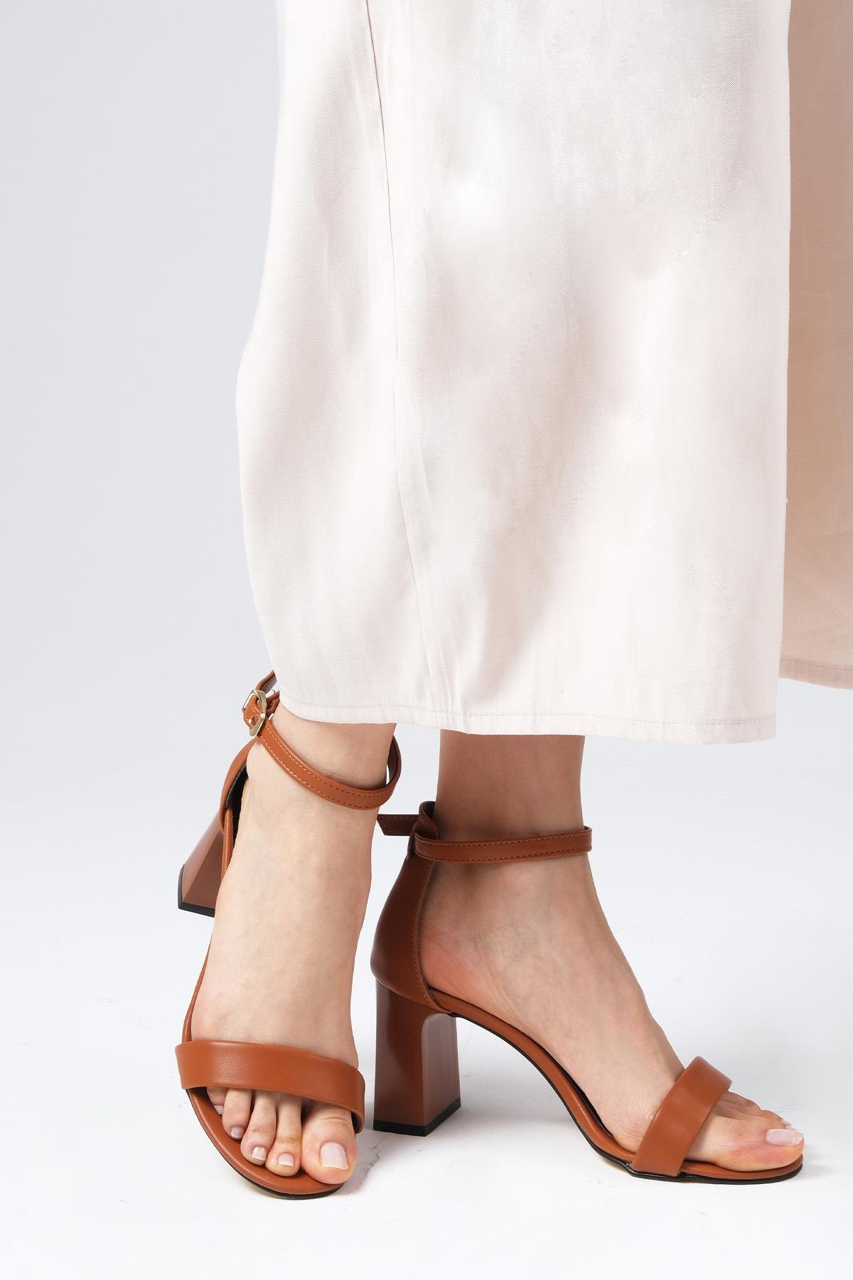 Paulina Taba Renk Topuklu Sandalet-SANDALET-Mio Gusto-01469TAC