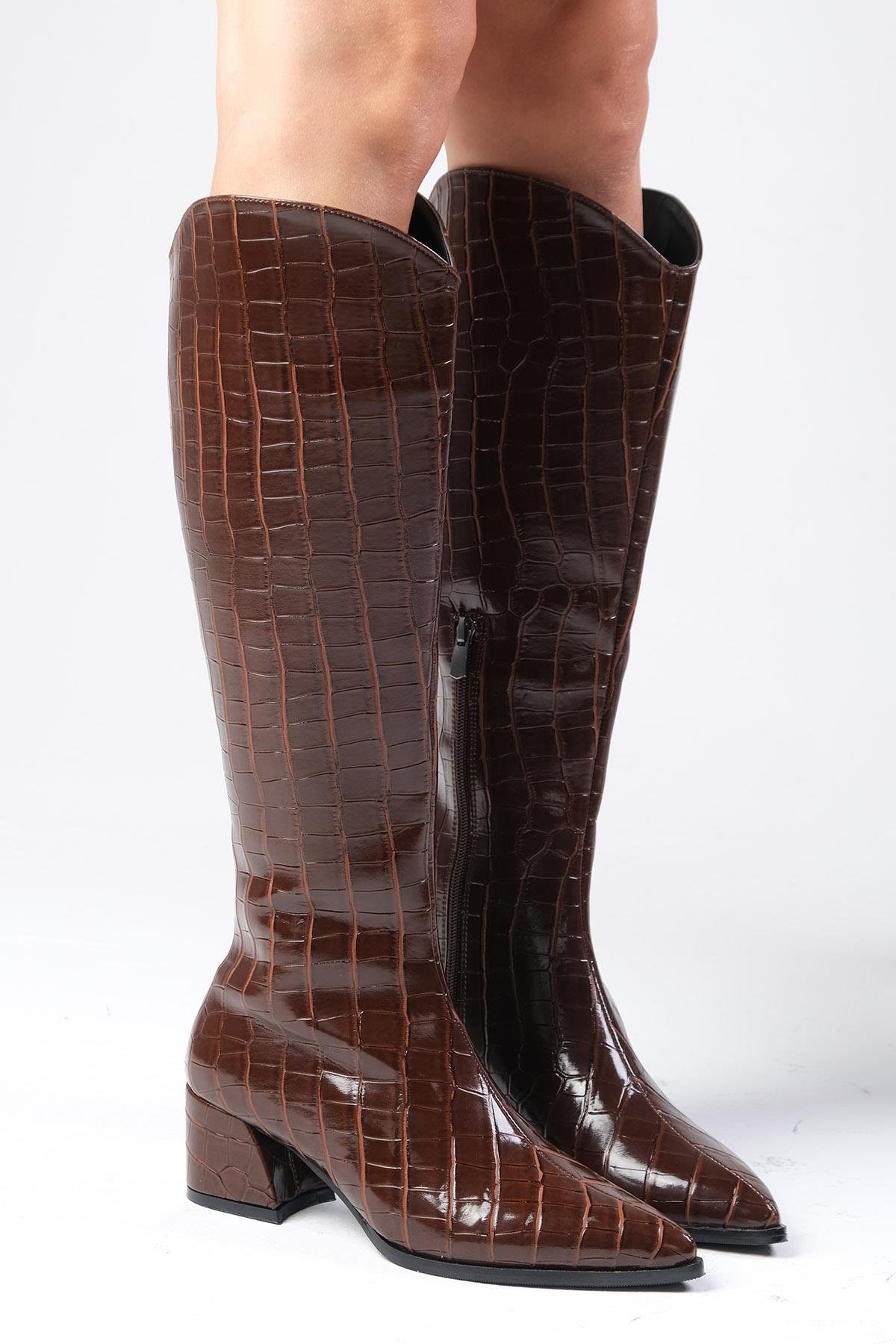 Siena Taba Renk Krokodil Desenli Topuklu Çizme-ÇİZME-Mio Gusto-01428TAV