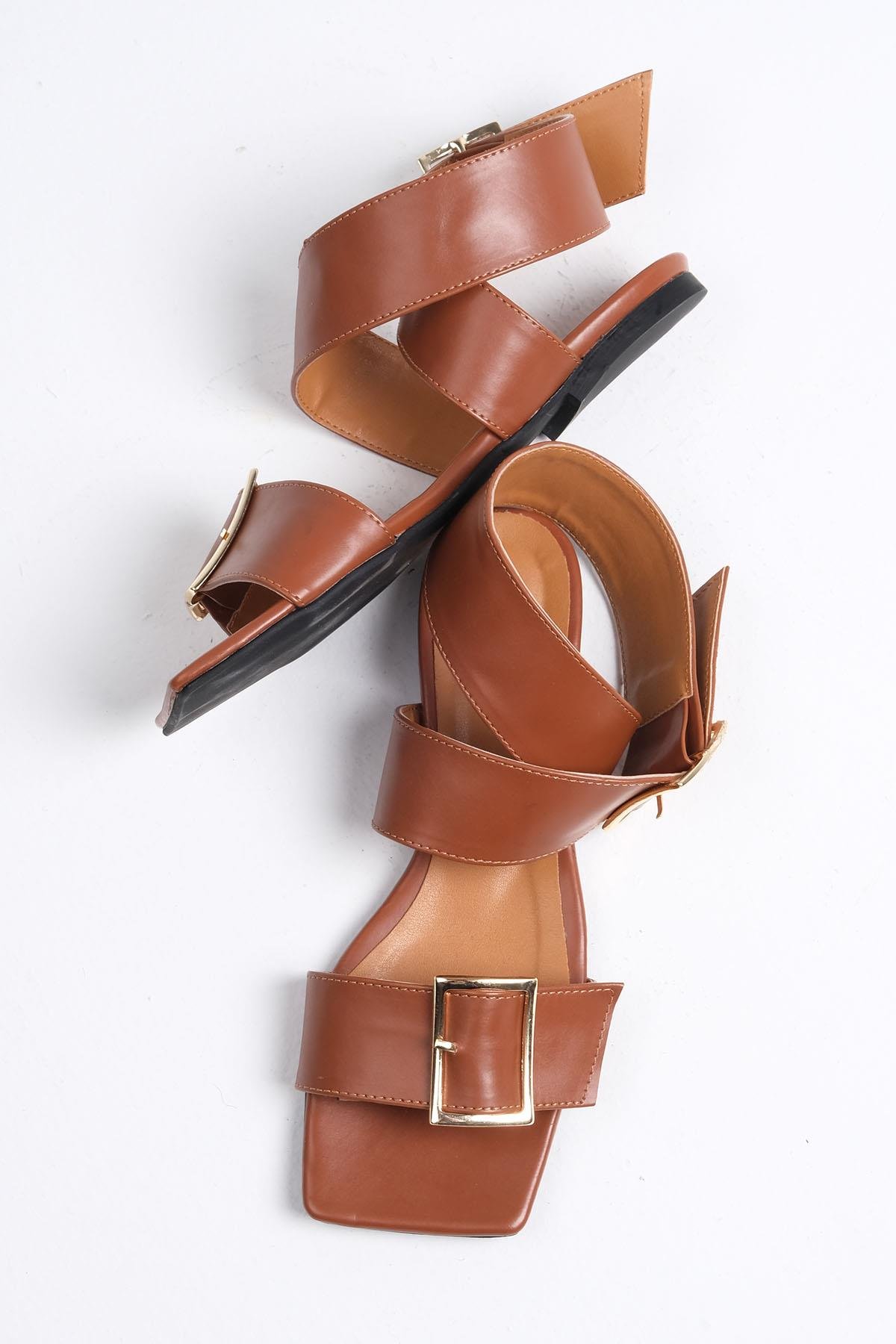 Simone Siyah Renk Düz Sandalet-SANDALET-Mio Gusto-02262TAC