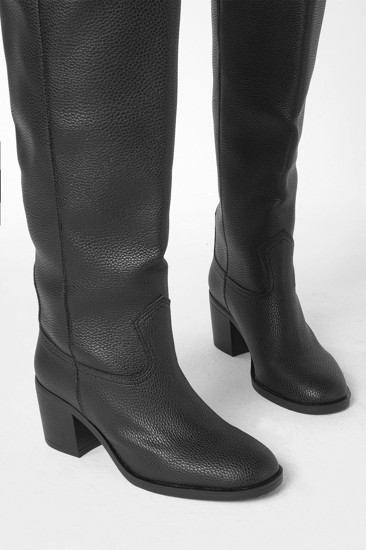 Kahverengi Hakiki Deri Görünümlü Blok Topuklu Uzun Çizme