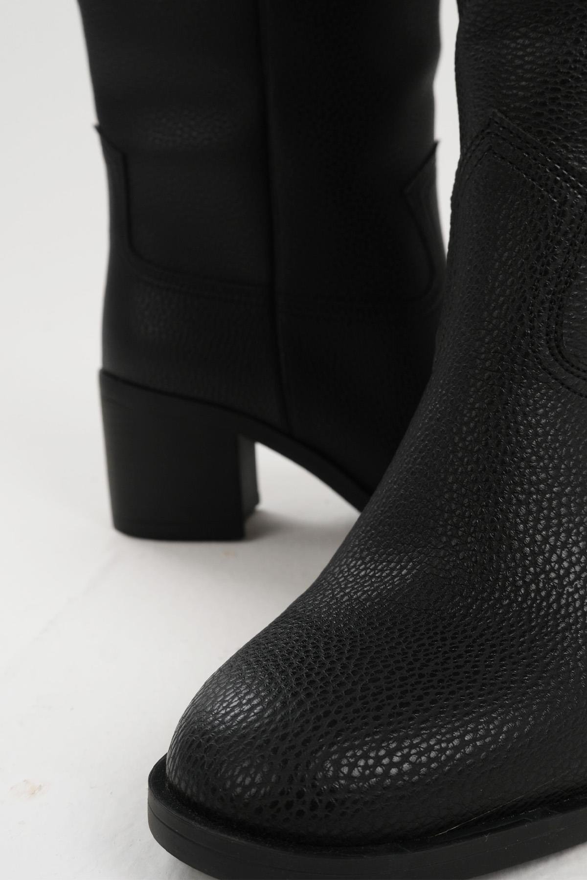 Kahverengi Hakiki Deri Görünümlü Blok Topuklu Uzun Çizme