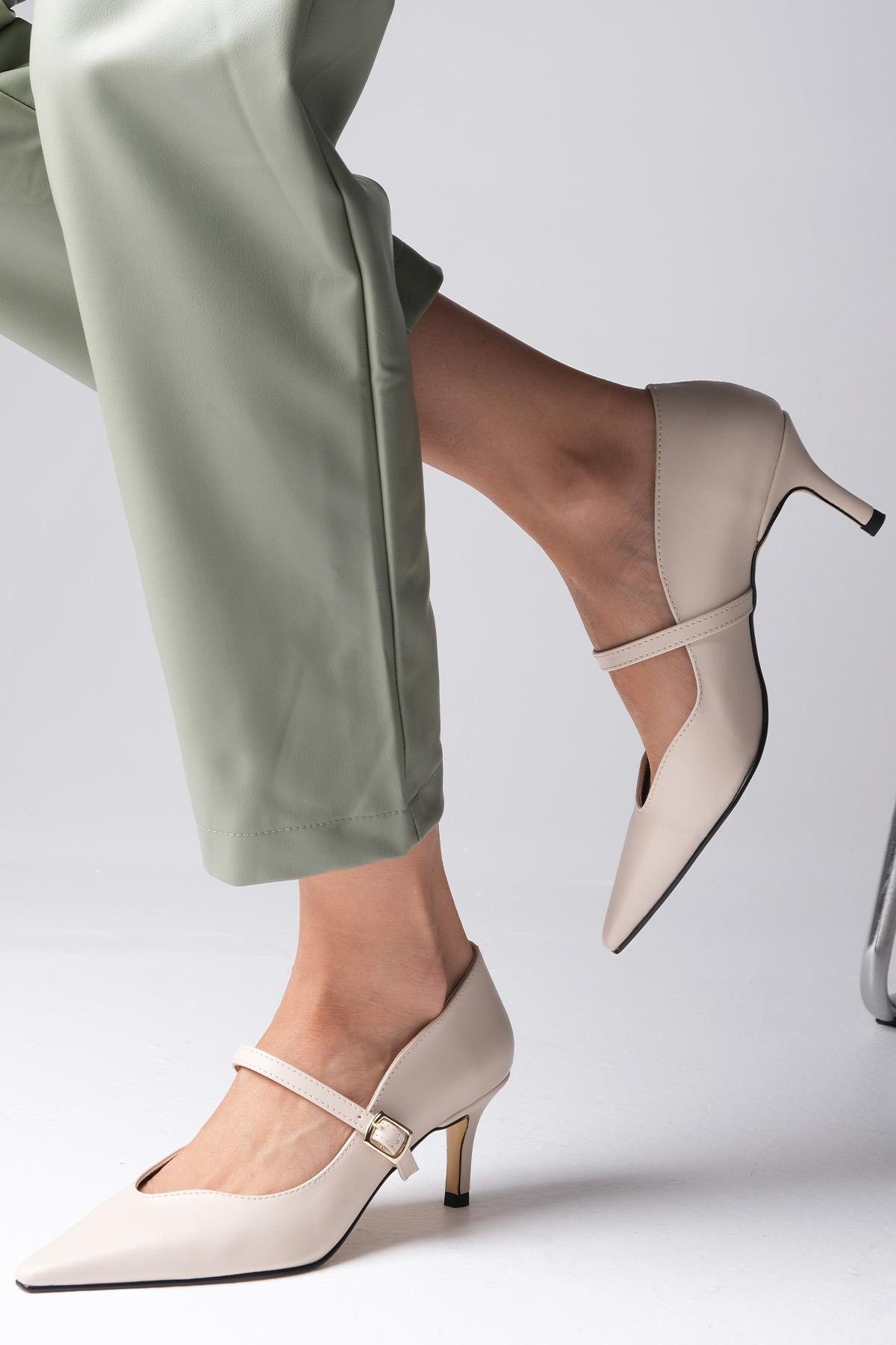 Solene Bej Renk Topuklu Ayakkabı-Low Heels-Mio Gusto-02334BEC