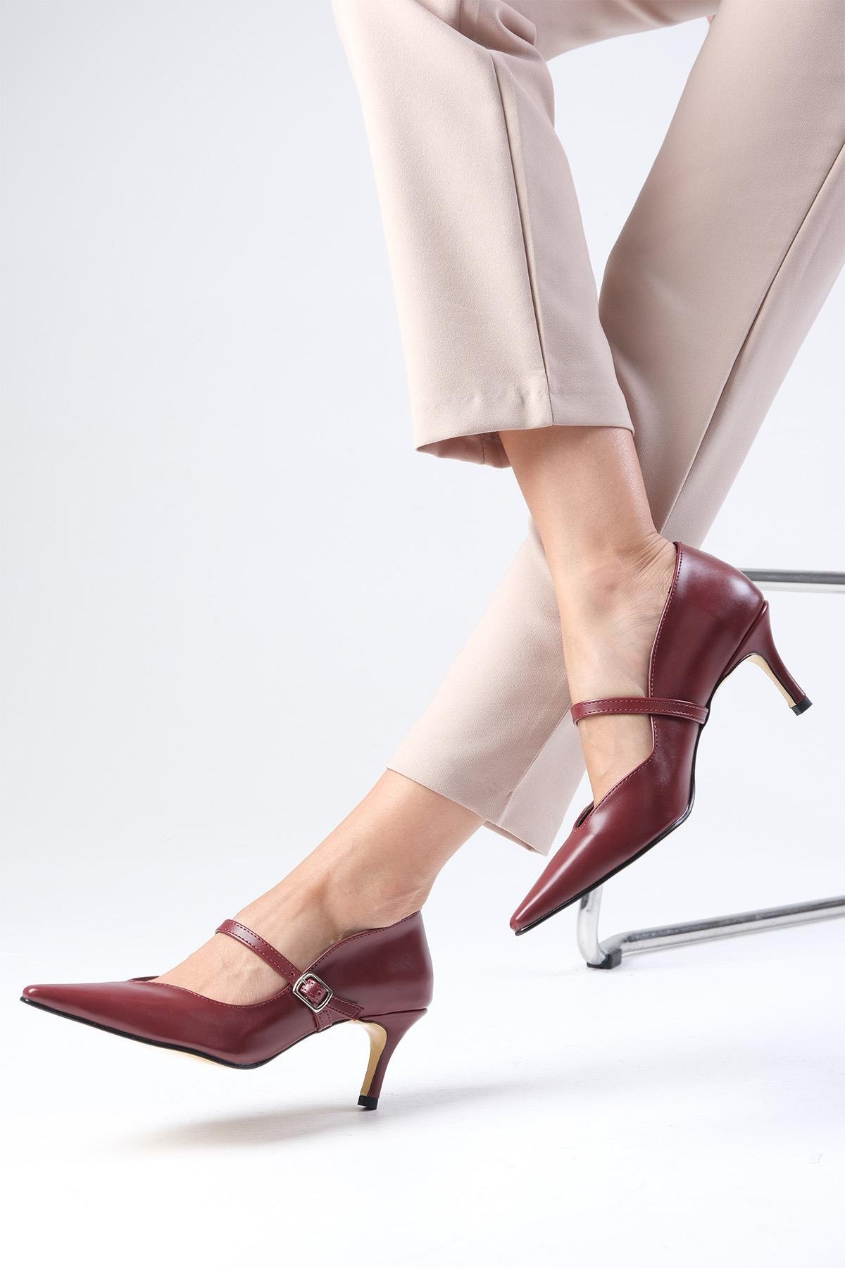 Solene Bordo Renk Topuklu Ayakkabı-Low Heels-Mio Gusto-02334WRC