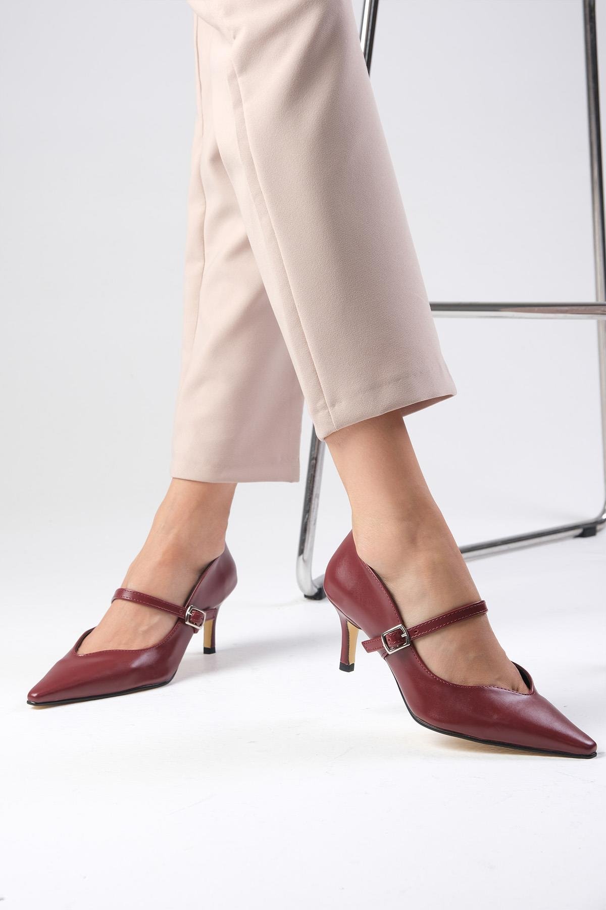 Solene Bordo Renk Topuklu Ayakkabı-Low Heels-Mio Gusto-02334WRC
