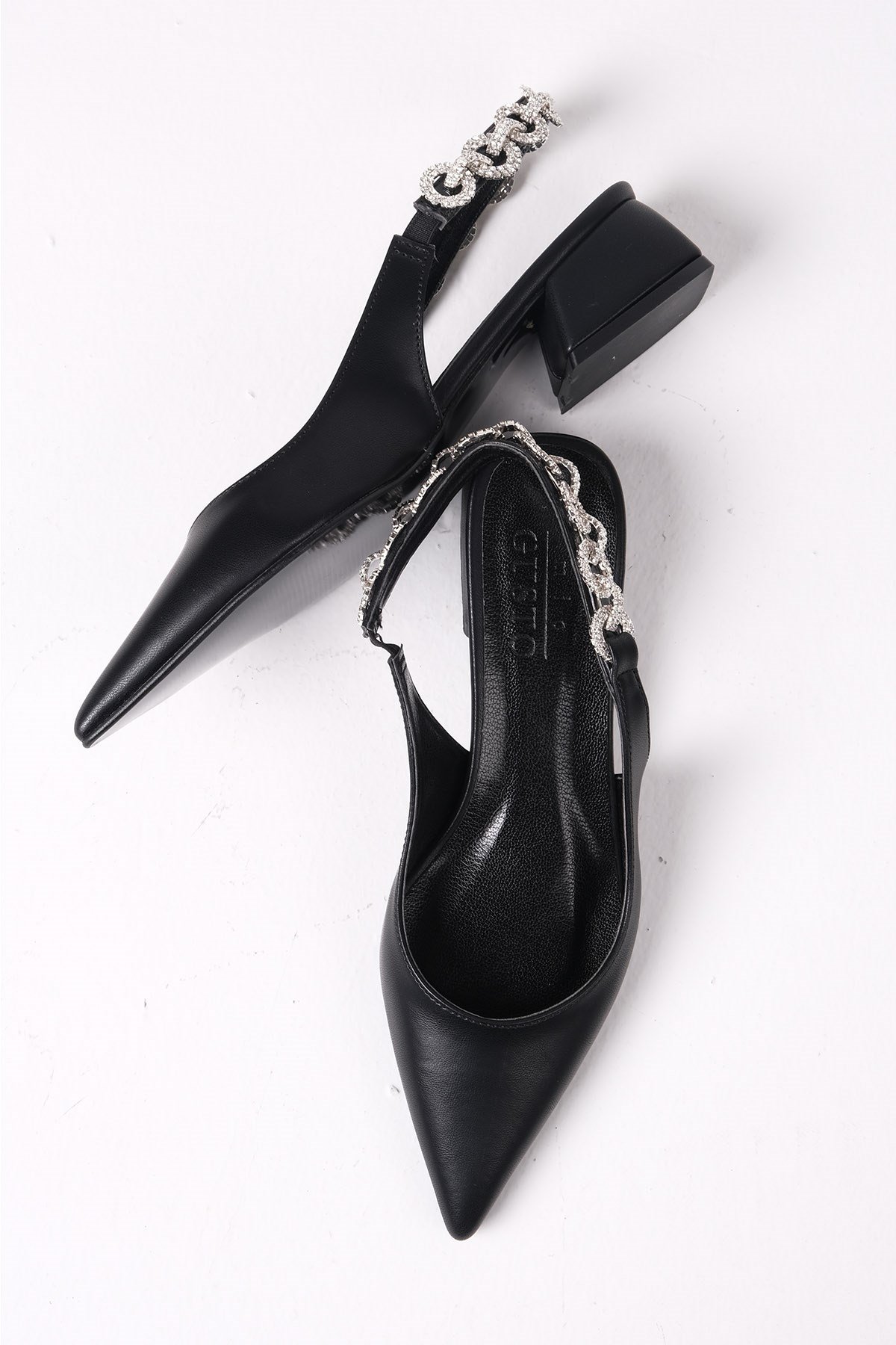 Sophie Siyah Renk Kısa Topuklu Ayakkabı-Kısa Topuklu-Mio Gusto-01438BLC