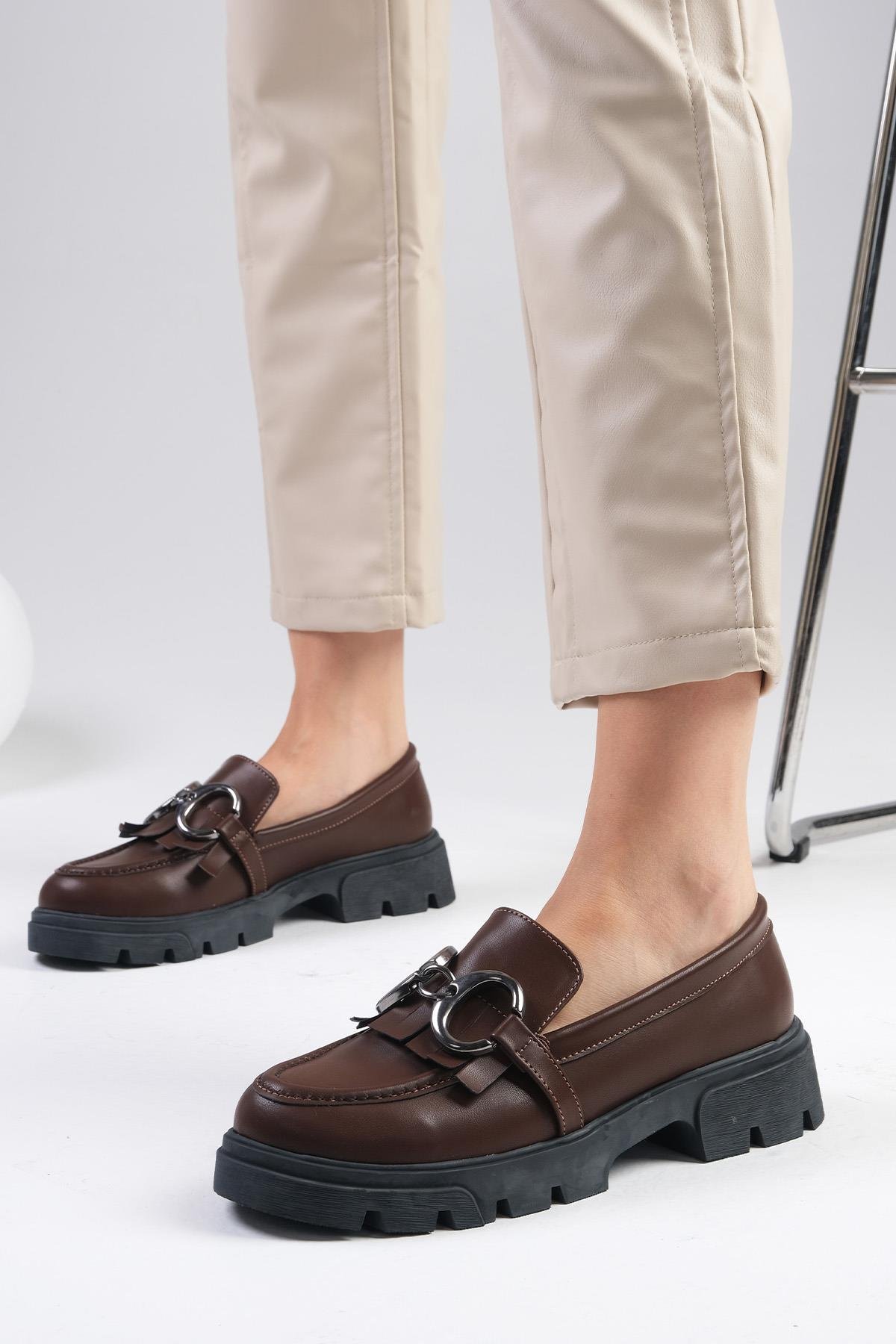 Suzi Kahverengi Kalın Tabanlı Oxford Ayakkabı-DÜZ AYAKKABI-Mio Gusto-01513BRC