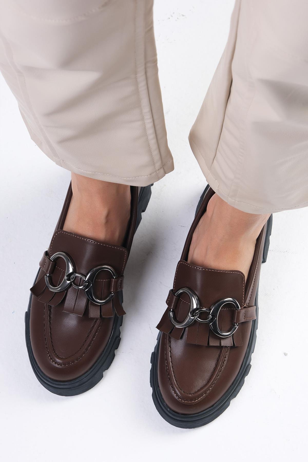 Suzi Kahverengi Kalın Tabanlı Oxford Ayakkabı-DÜZ AYAKKABI-Mio Gusto-01513BRC