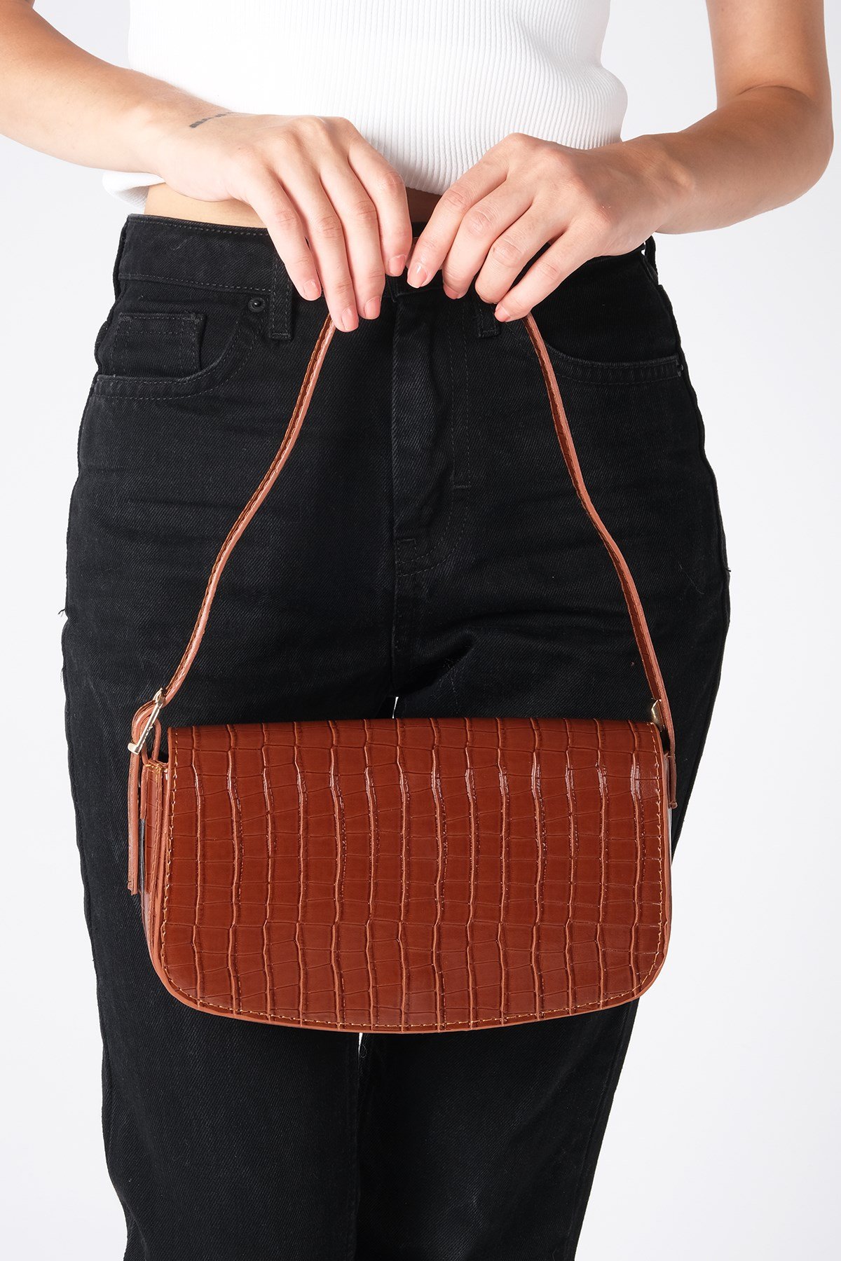 Taba Renk Krokodil Baskılı Kadın Omuz Çantası-ÇANTA-Mio Gusto-C0015TAR