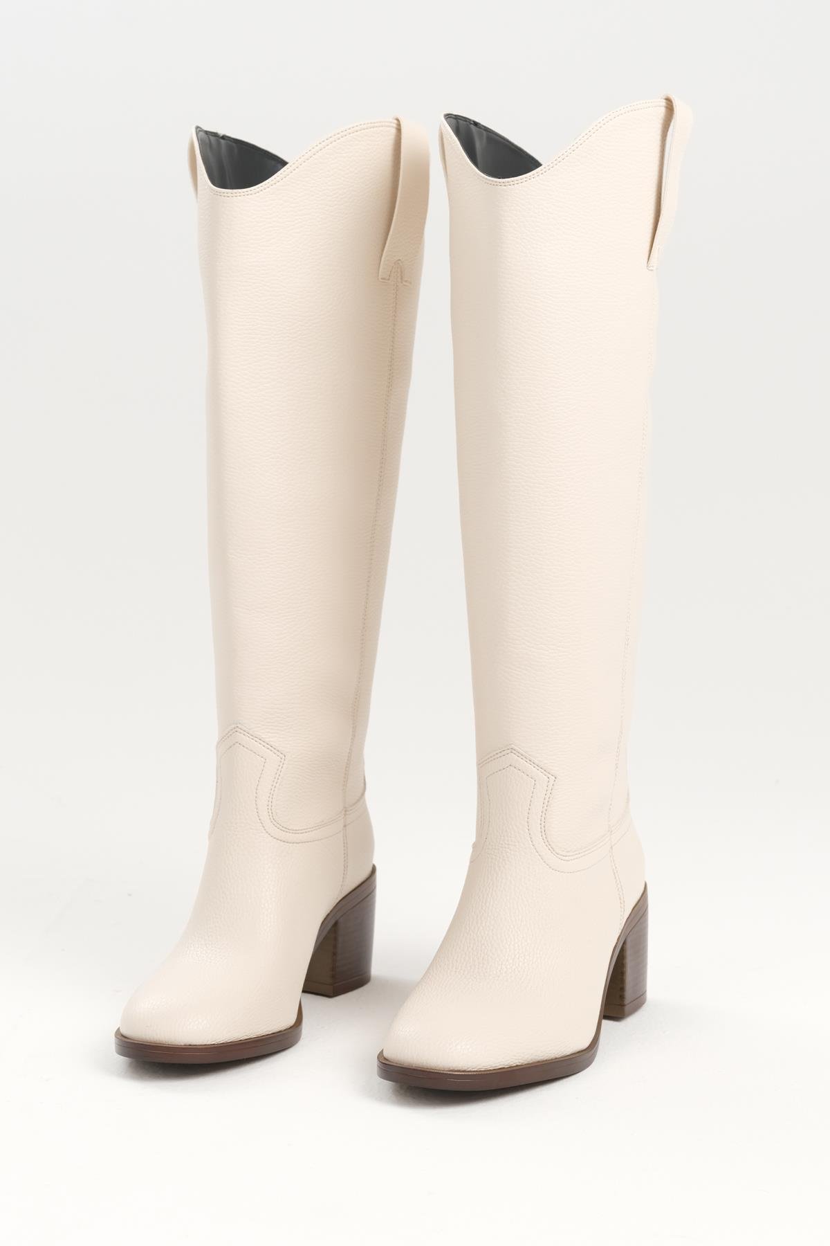 Siyah Renk Hakiki Deri Görünümlü Blok Topuklu Uzun Çizme