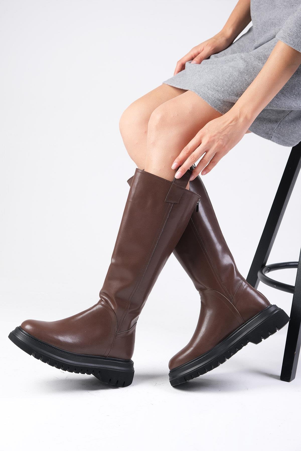 Veronica Kahverengi Fermuarlı Postal Çizme-ÇİZME-Mio Gusto-01363BRC