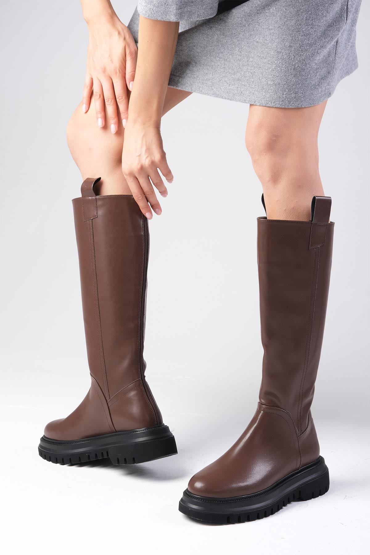 Veronica Kahverengi Fermuarlı Postal Çizme-ÇİZME-Mio Gusto-01363BRC