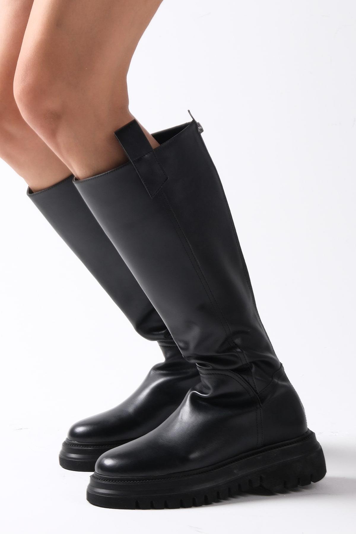 Veronica Siyah Renk Fermuarlı Postal Çizme-ÇİZME-Mio Gusto-01363BLC