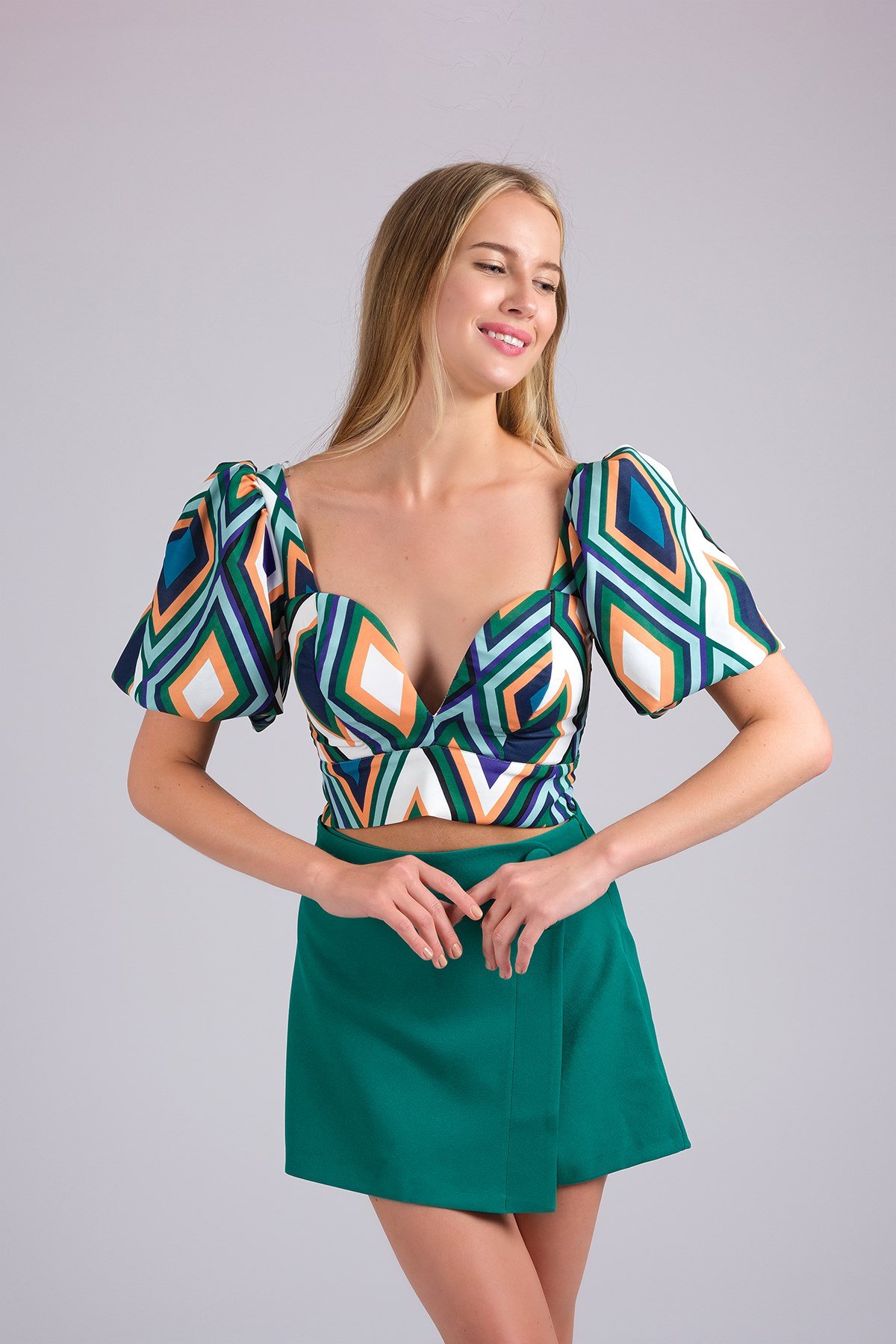 Yeşil Renk Desenli Balon Kol Kadın Bluz-Atlet-Bluz-Mio Gusto-G0020GNK