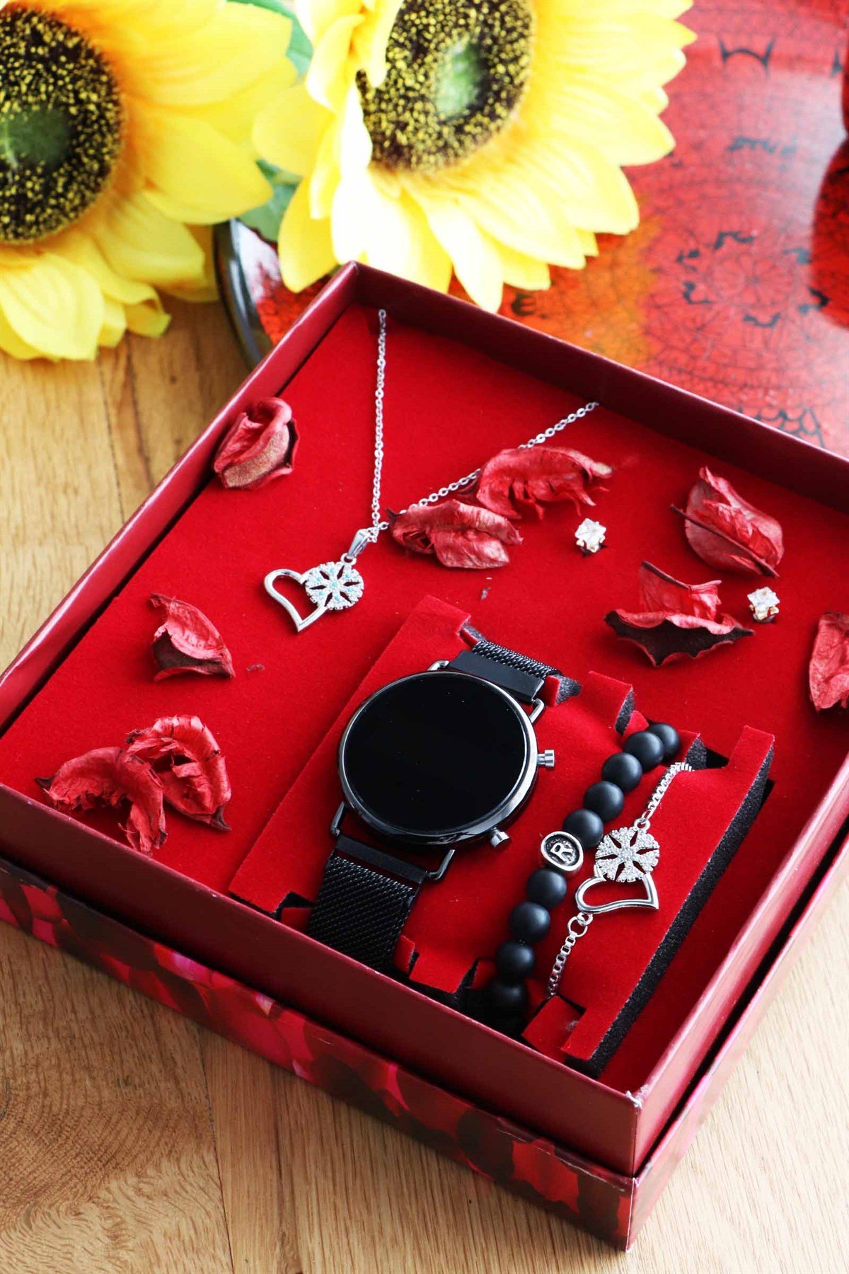 Siyah Kasa Kol Saat Ve Bileklik,Kolye Seti