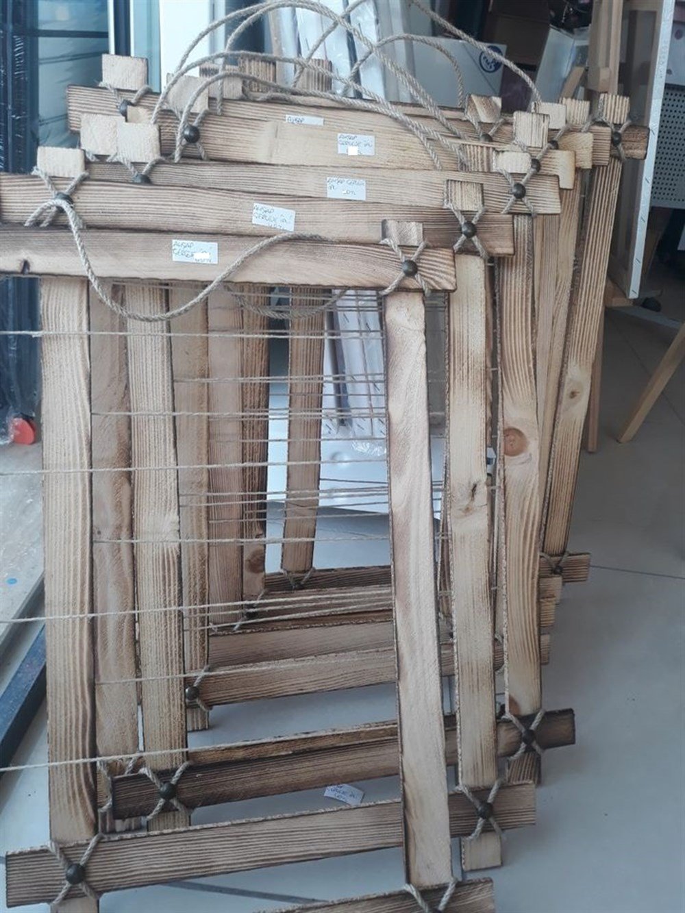 AHŞAP ÇERÇEVE İPLİ 70CM / 50CM