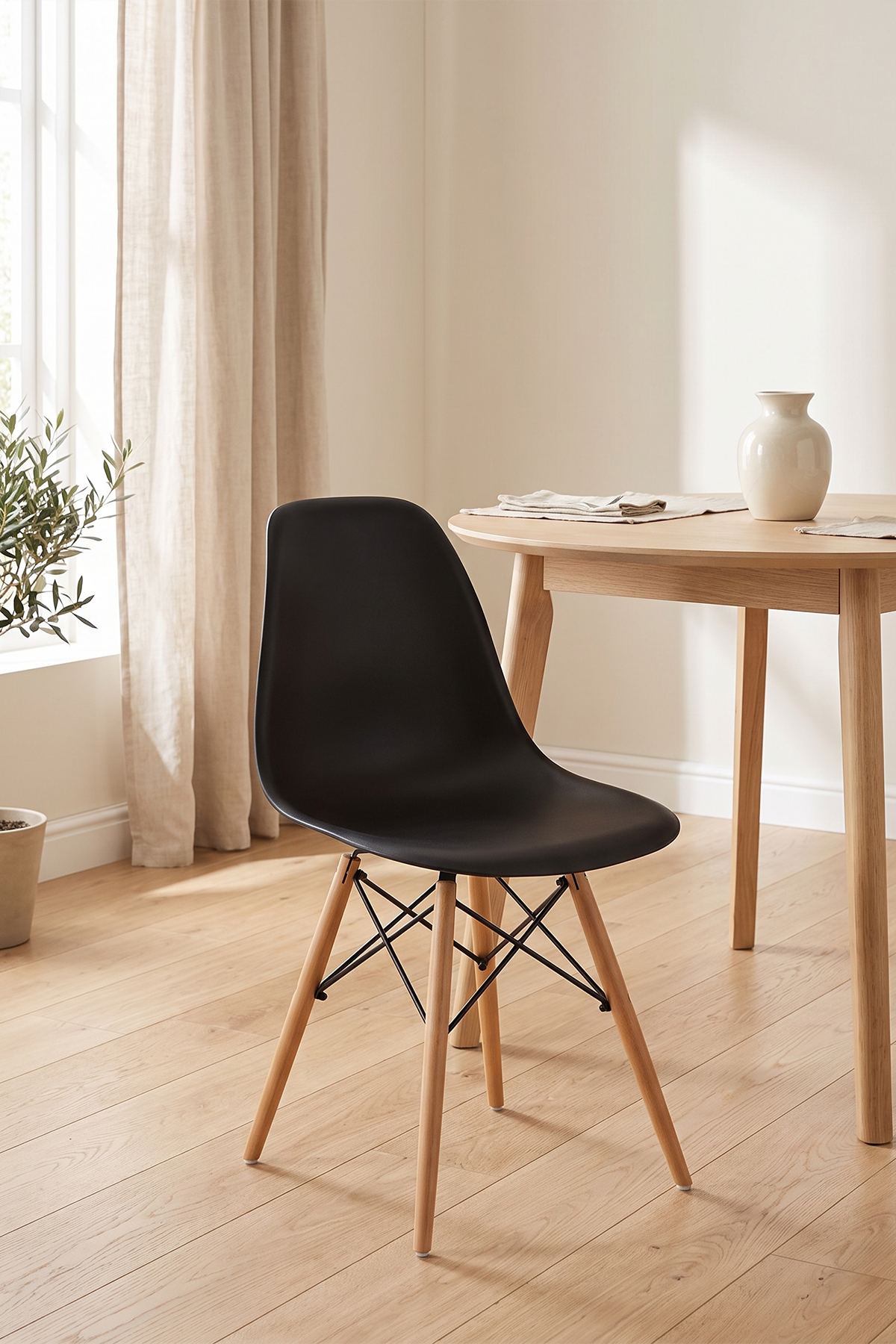 Eames Sandalye | Seduna Sandalye Modelleri | Mutfak SandalyeleriSeduna Eames Sandalye | Natural Ahşap Ayaklı