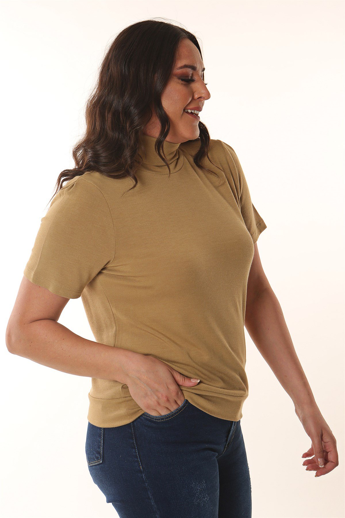 Balıkçı Yaka Kısa Kol Bej Triko Bluz