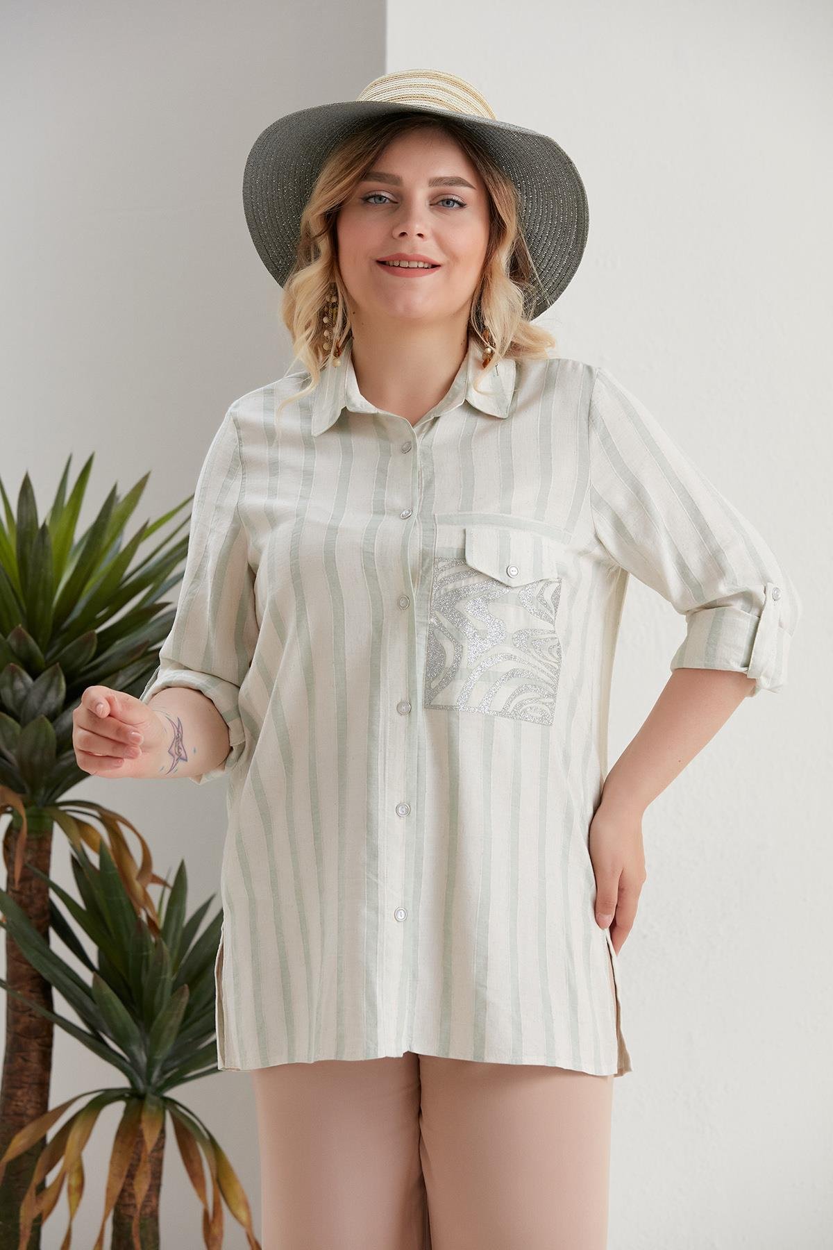 Büyük Beden Çizgili Cebi Zebra Desen Baskılı Mint Yeşili Gömlek