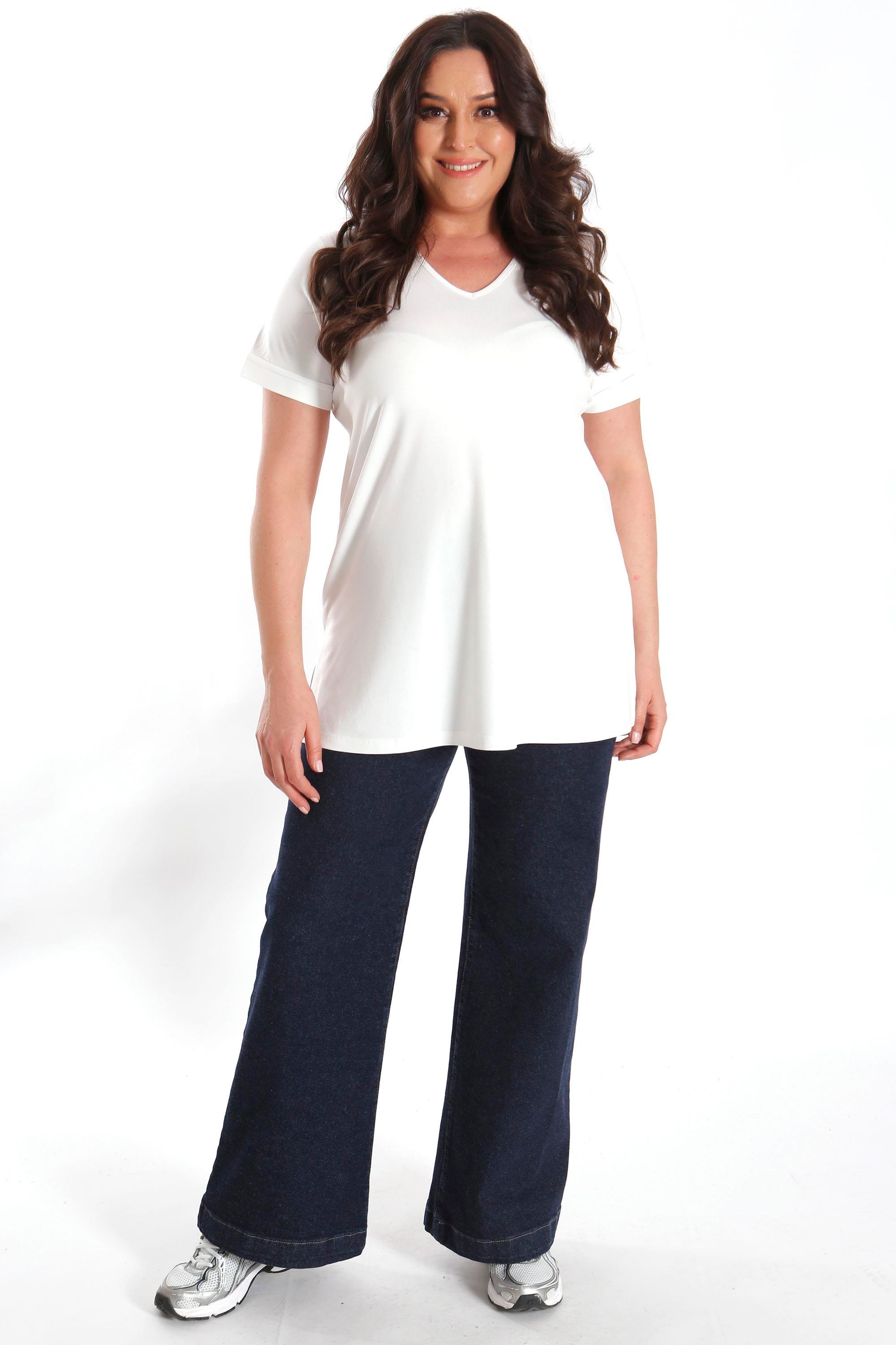 Büyük Beden Kadın V Yakalı Yırtmaçlı Basic Ekru Bluz (T-Shirt)