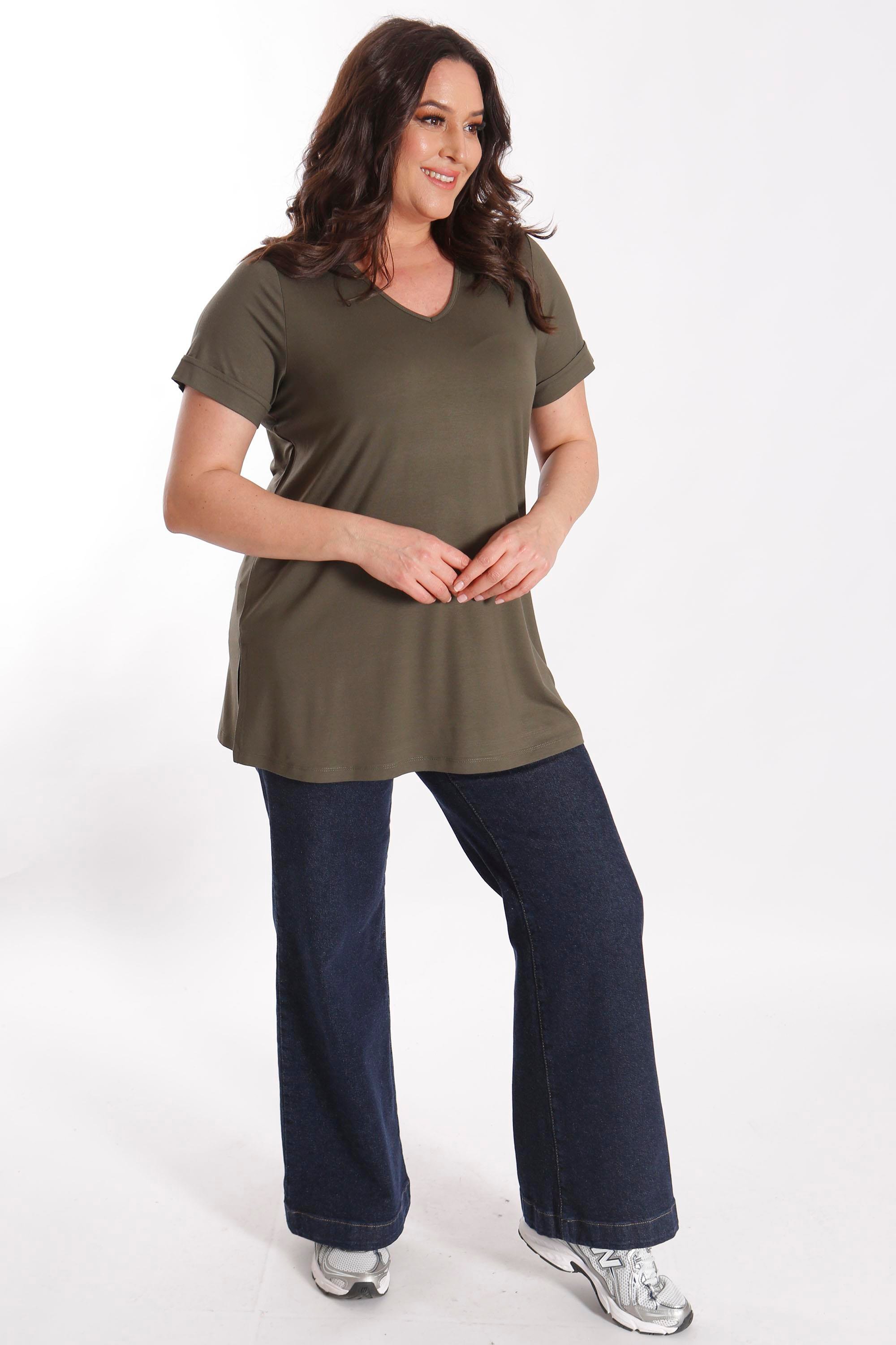 Büyük Beden Kadın V Yakalı Yırtmaçlı Basic Haki Bluz (T-Shirt)