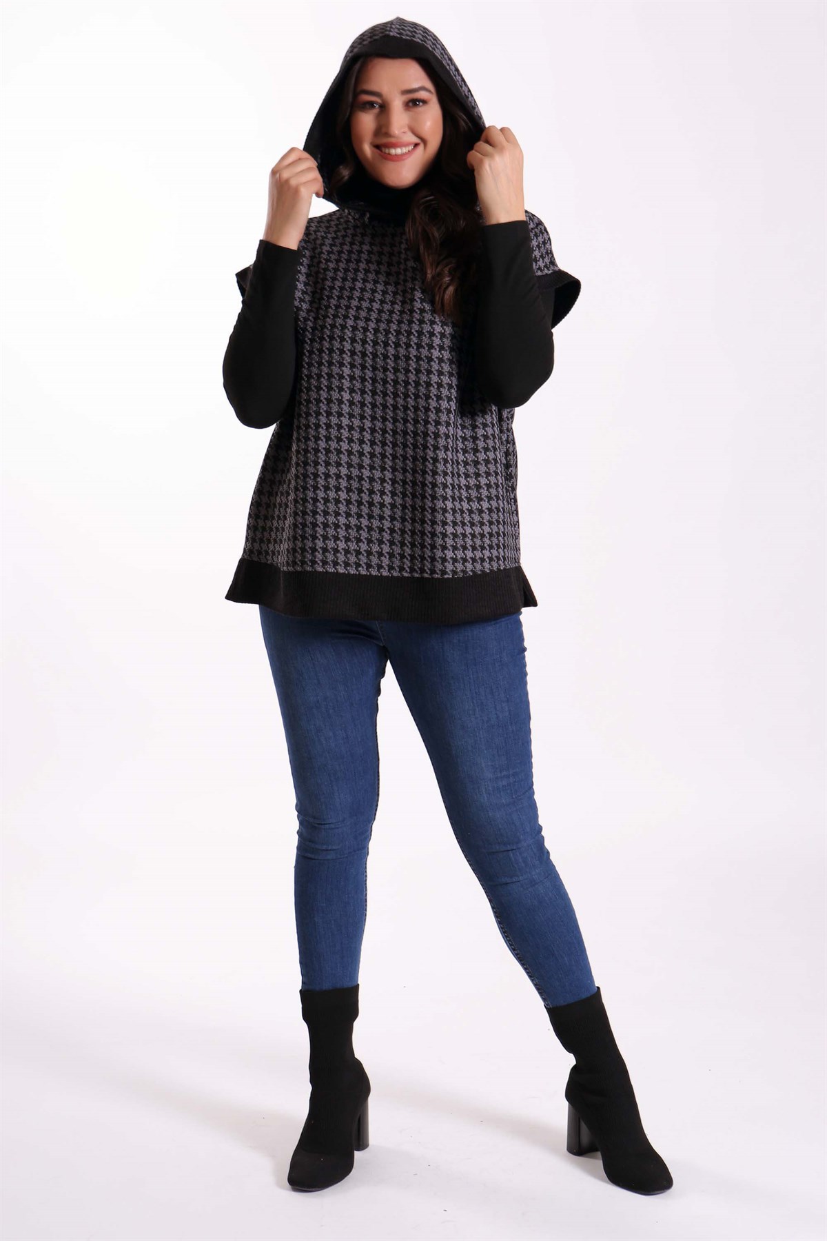 Büyük Beden Kapşonlu Kazayağı Desenli Antrasit Süveter