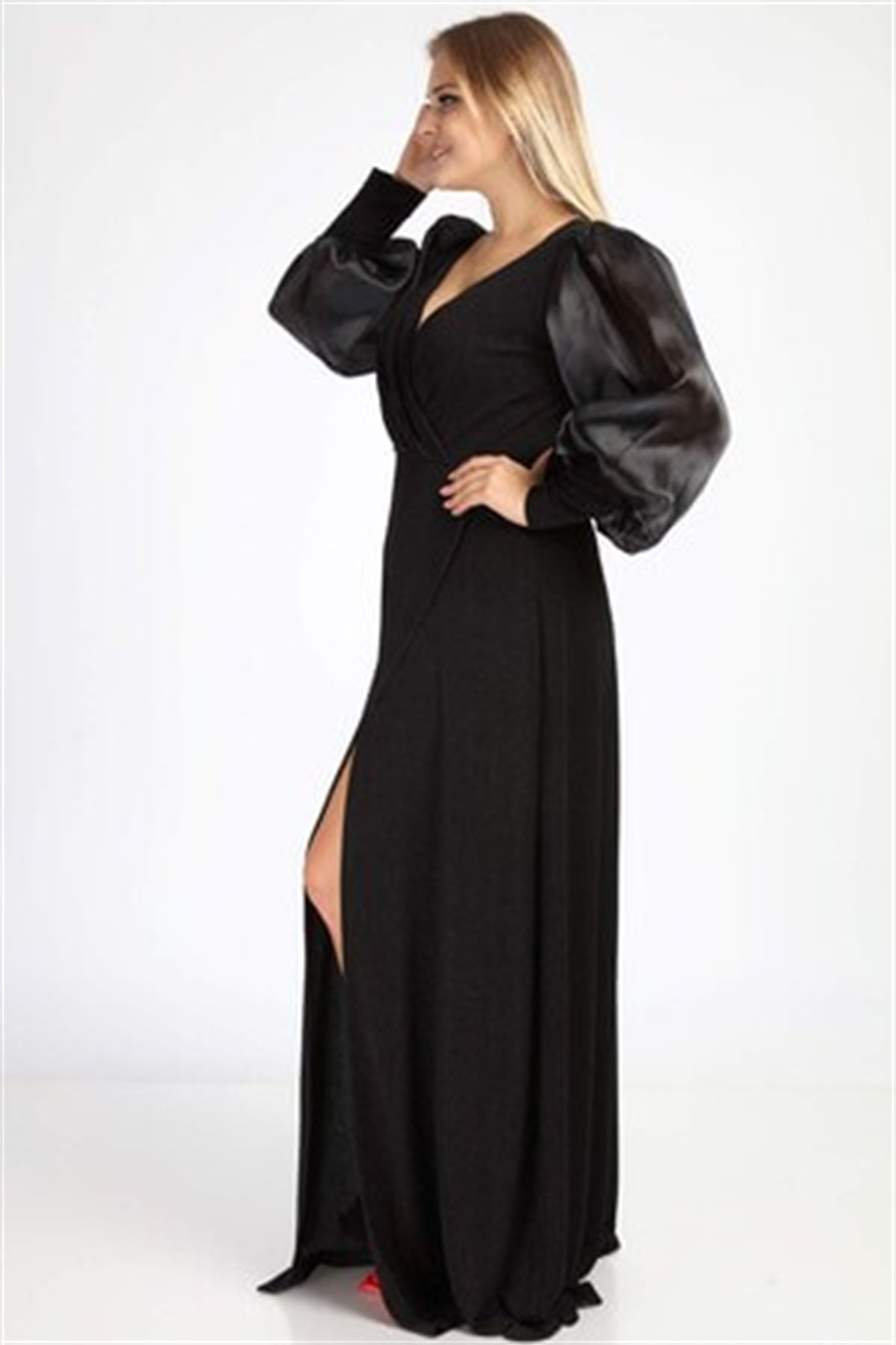 Büyük Beden Yırtmaç Detaylı Siyah Abiye Elbise