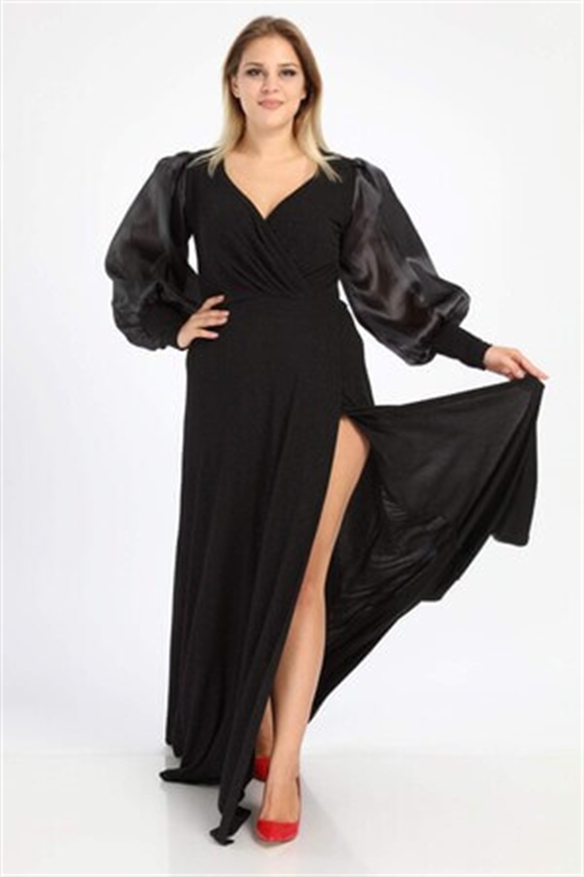 Büyük Beden Yırtmaç Detaylı Siyah Abiye Elbise