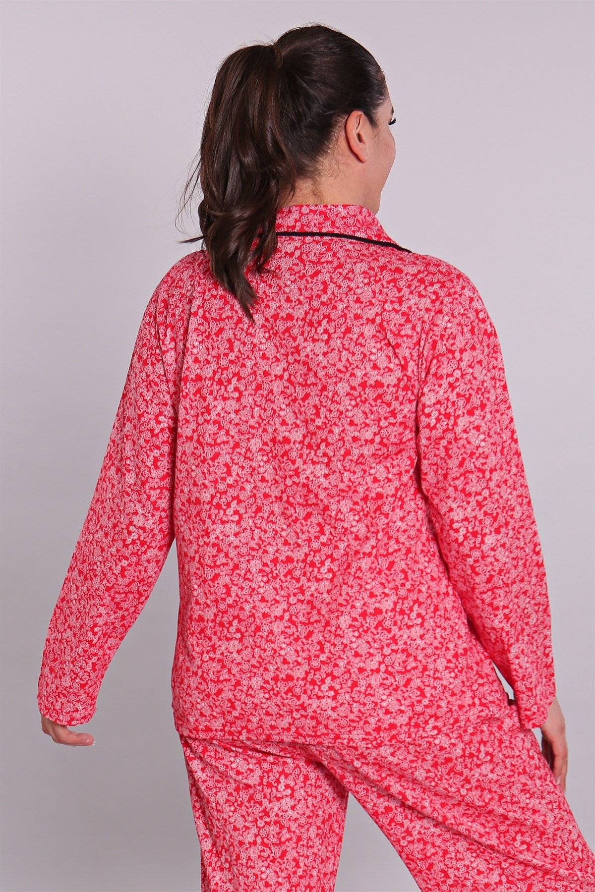 Ön Düğmeli Çiçek Desenli Mercan  Pijama Takımı
