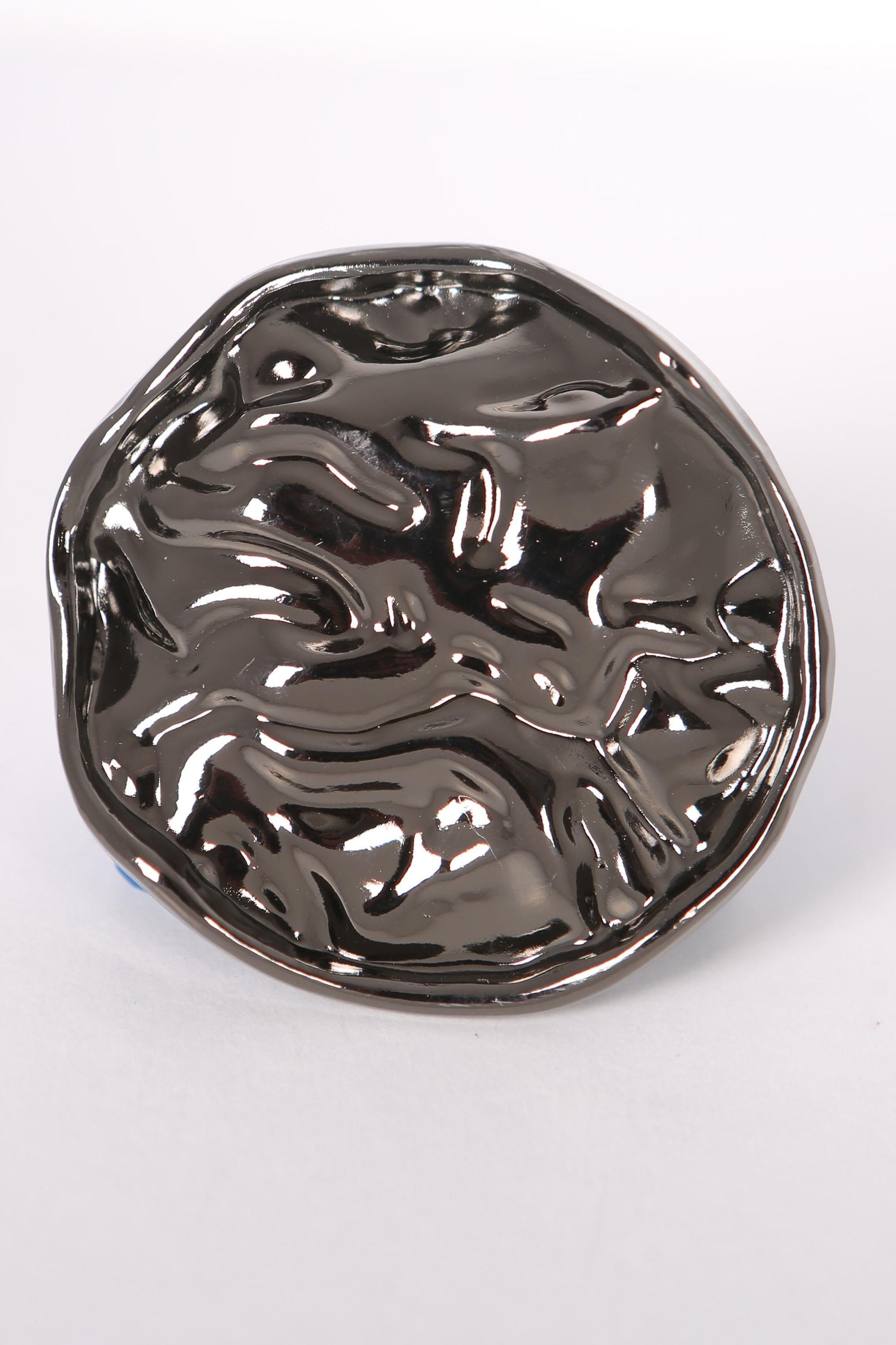 Trend42plus Black Nikel Buruşuk Kıvrımlı Tasarım Broş