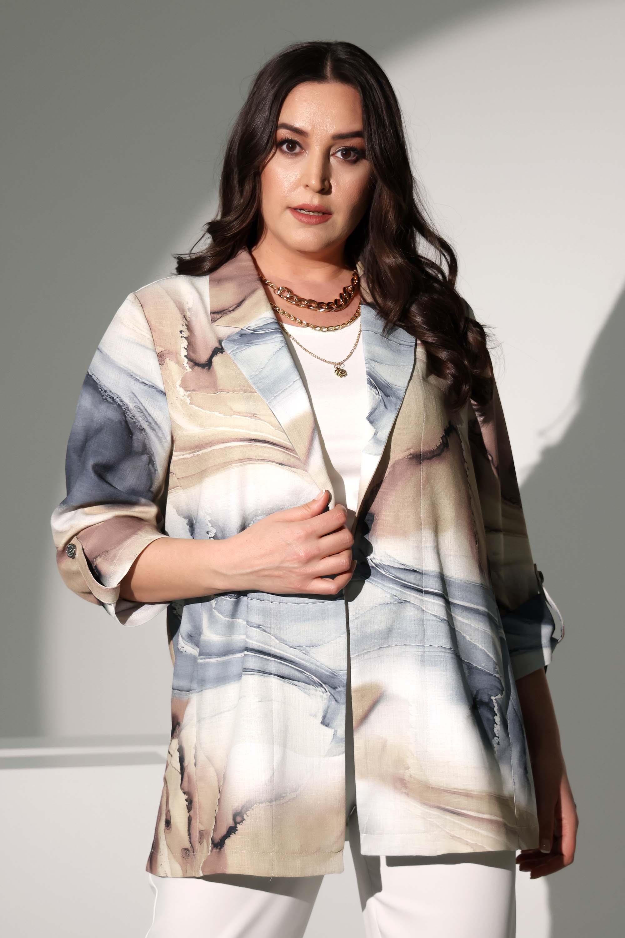 Trend42plus Büyük Beden Batik Desen Kruvaze Yaka Gri Ceket 