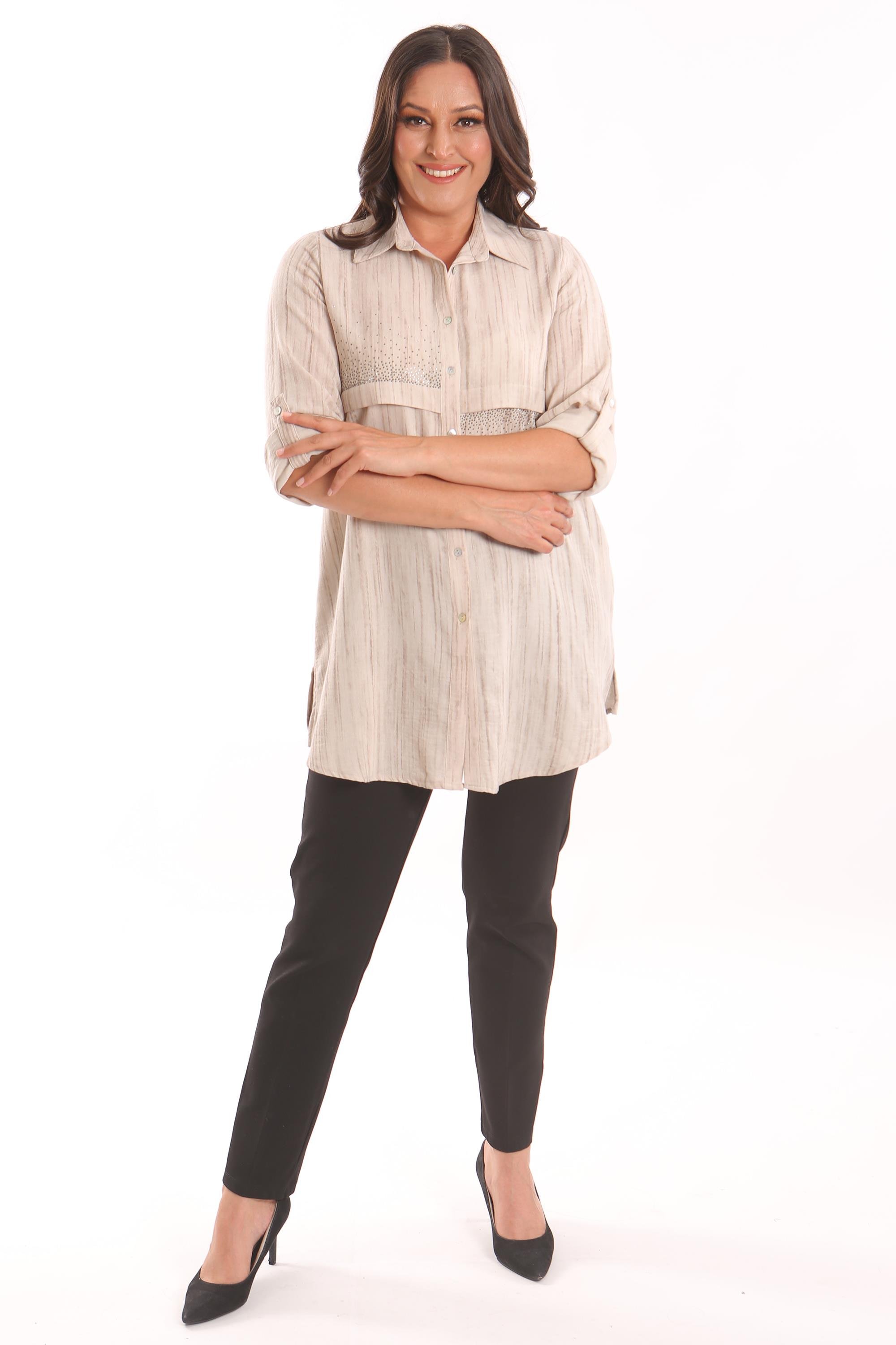 Trend42plus Büyük Beden Bej Taş Baskılı Allerli Gömlek