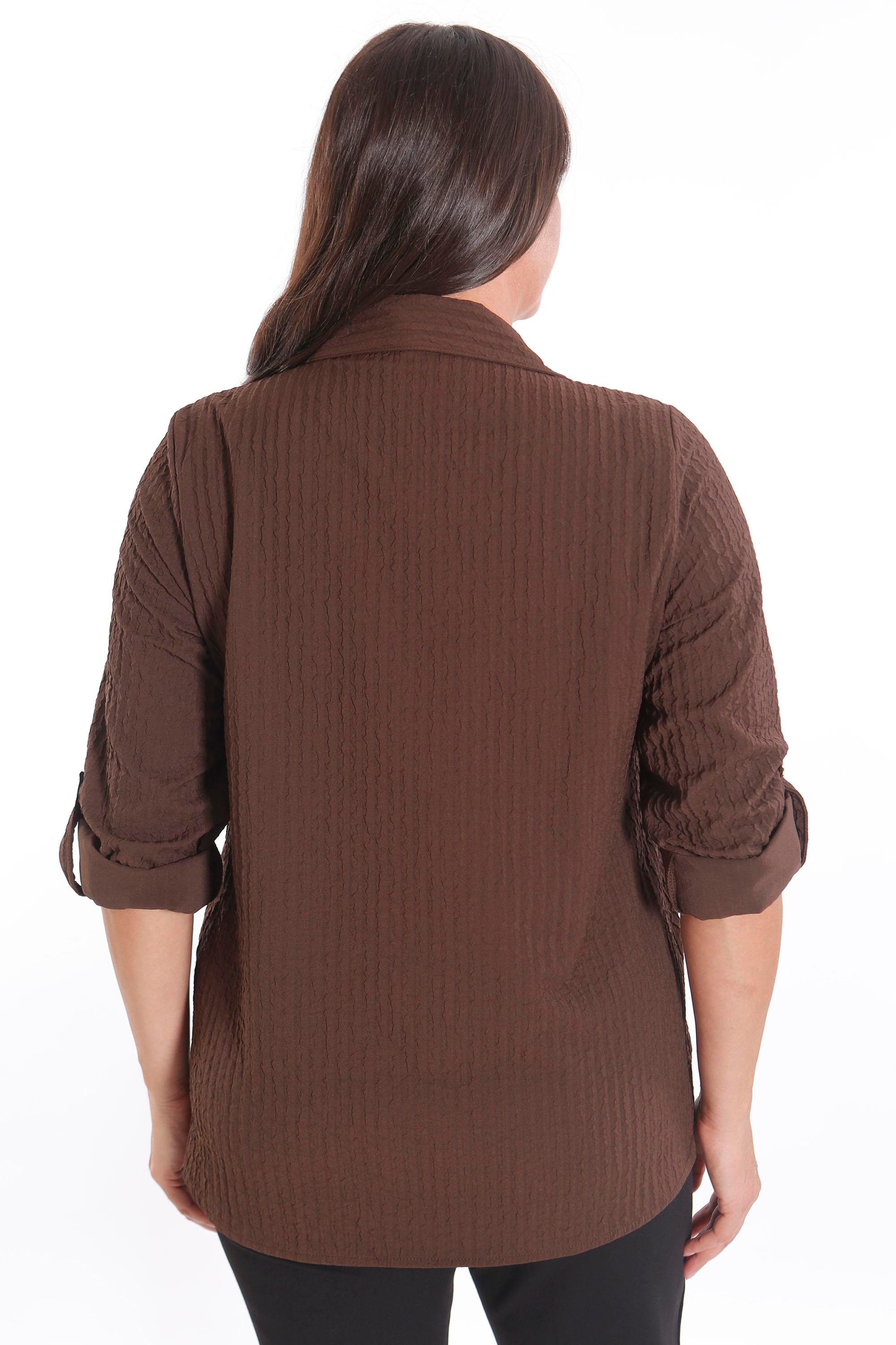 Trend42plus Büyük Beden Çıt Çıt Düğmeli ve Cep Detaylı Kahverengi Gömlek